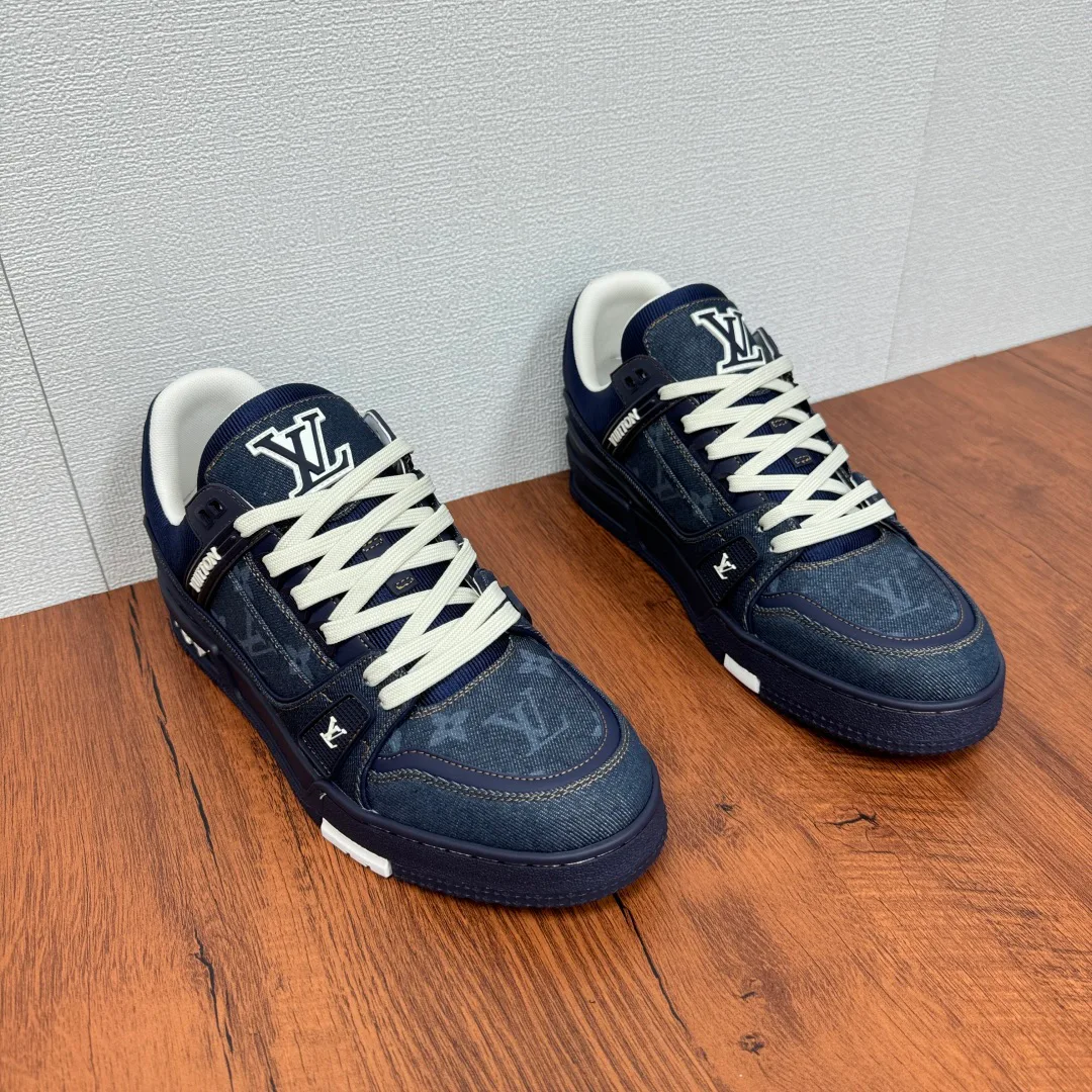 Кроссовки Мужские Louis Vuitton 1032392