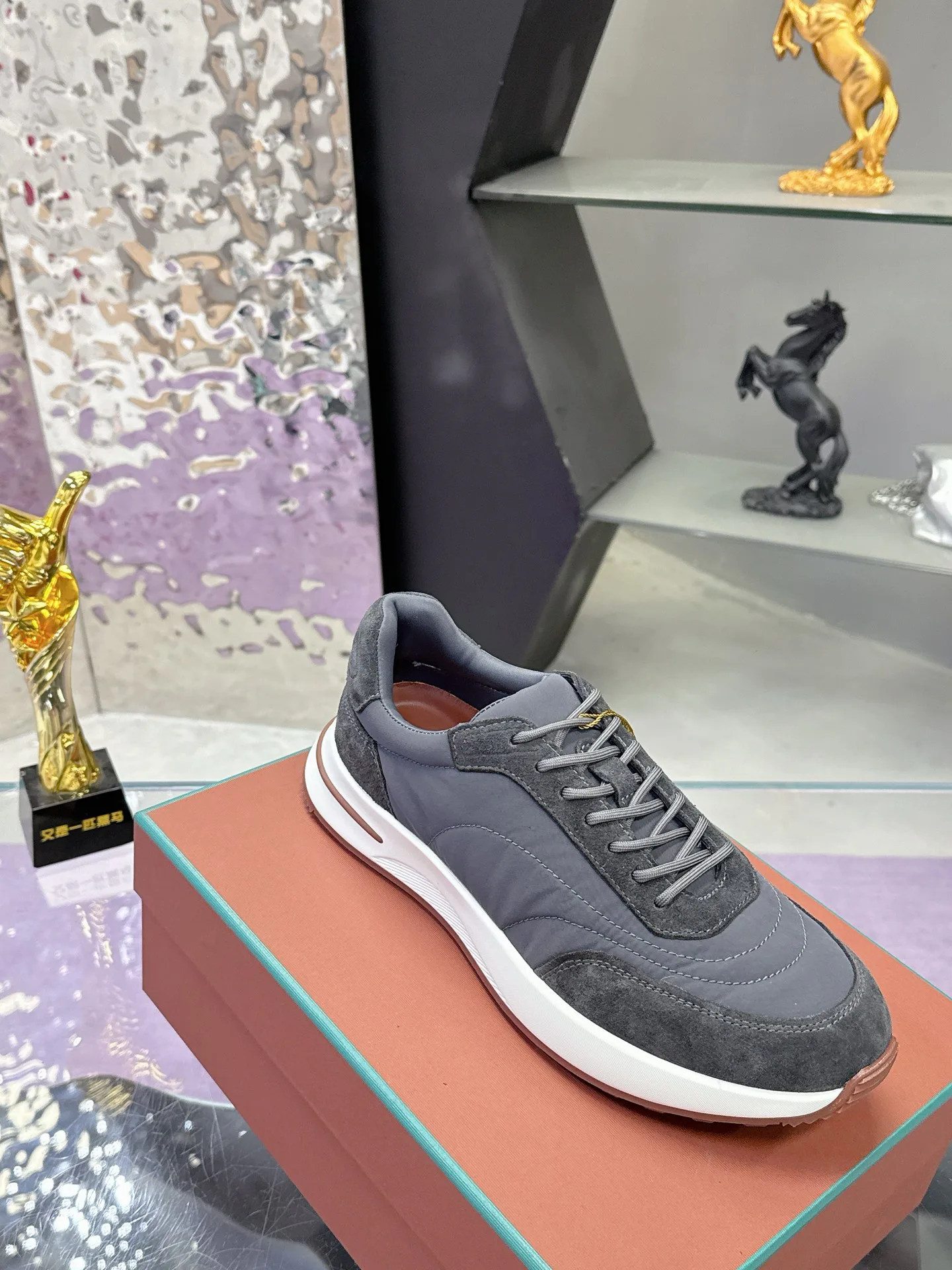 Кроссовки Мужские Loro Piana 10646348