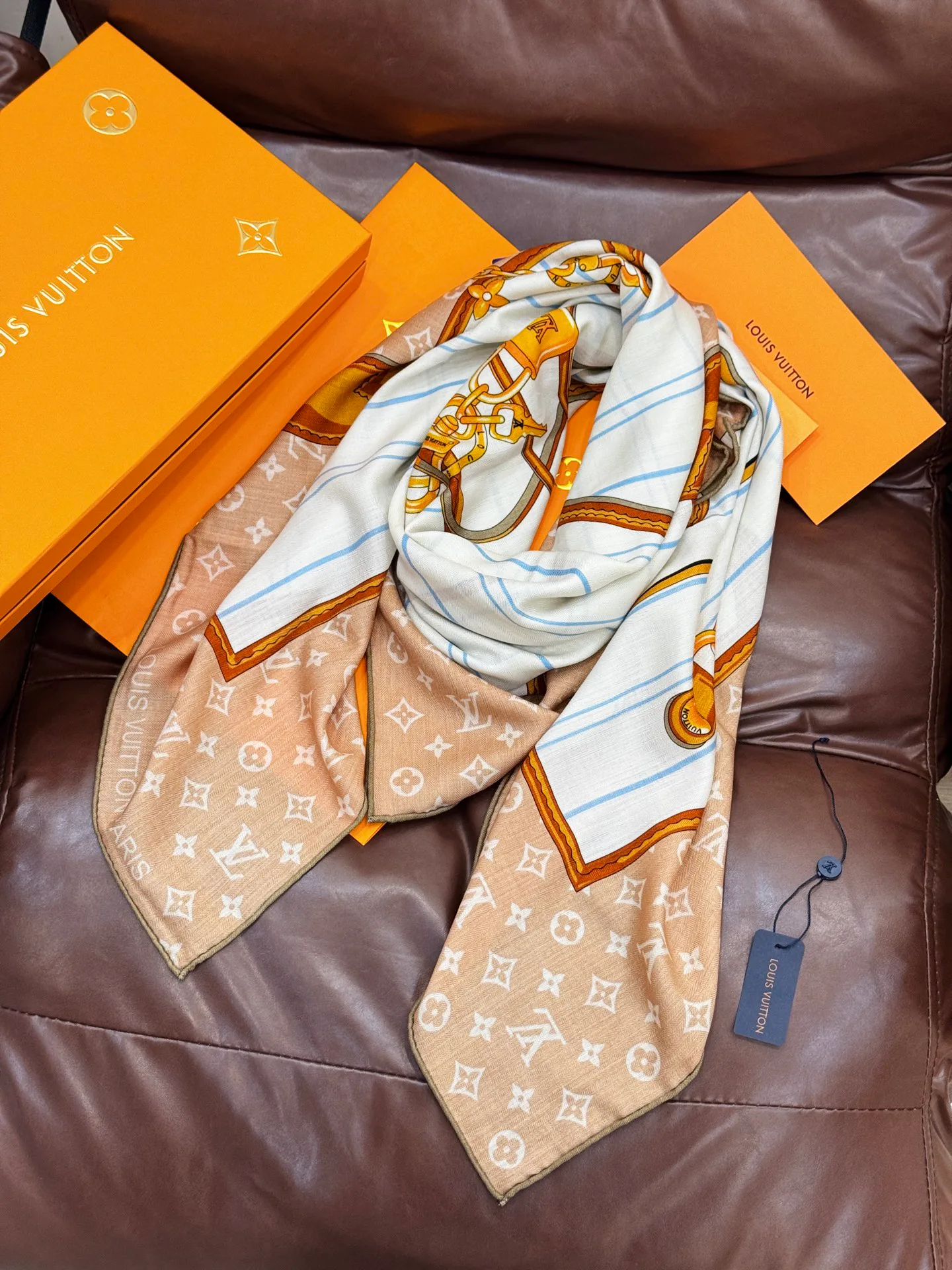 Шарфы Louis Vuitton 218423