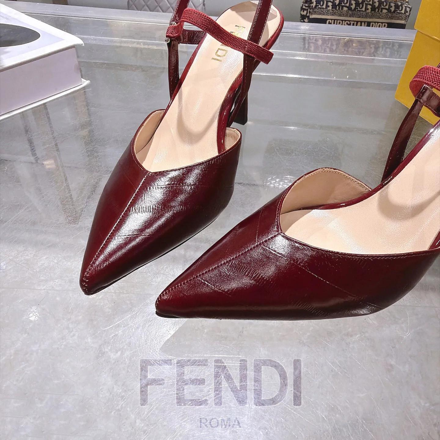 Туфли Женские Fendi 18247857