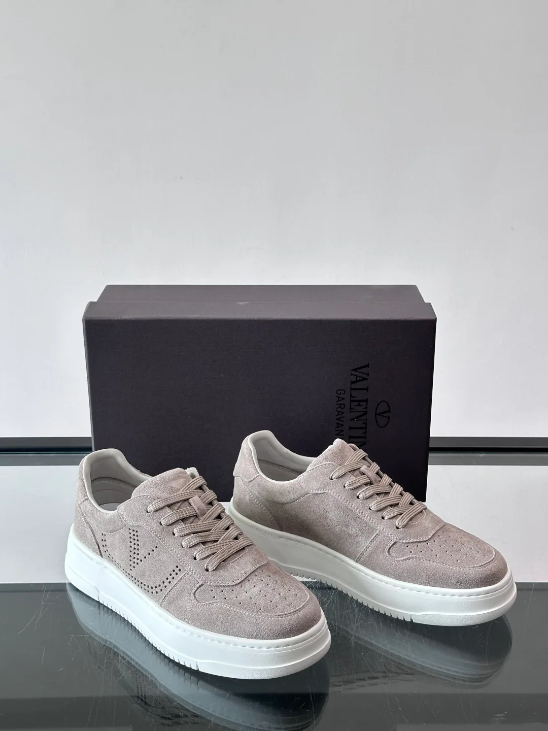 Кроссовки Мужские Valentino 13330541