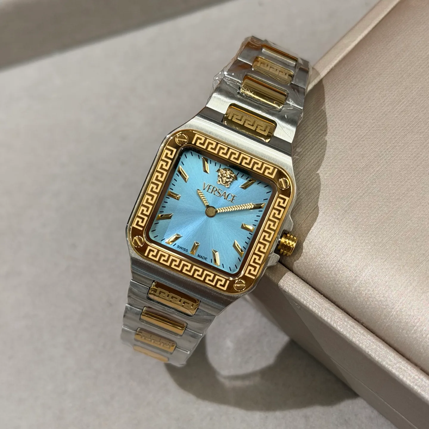 Часы Женские Versace 17813610