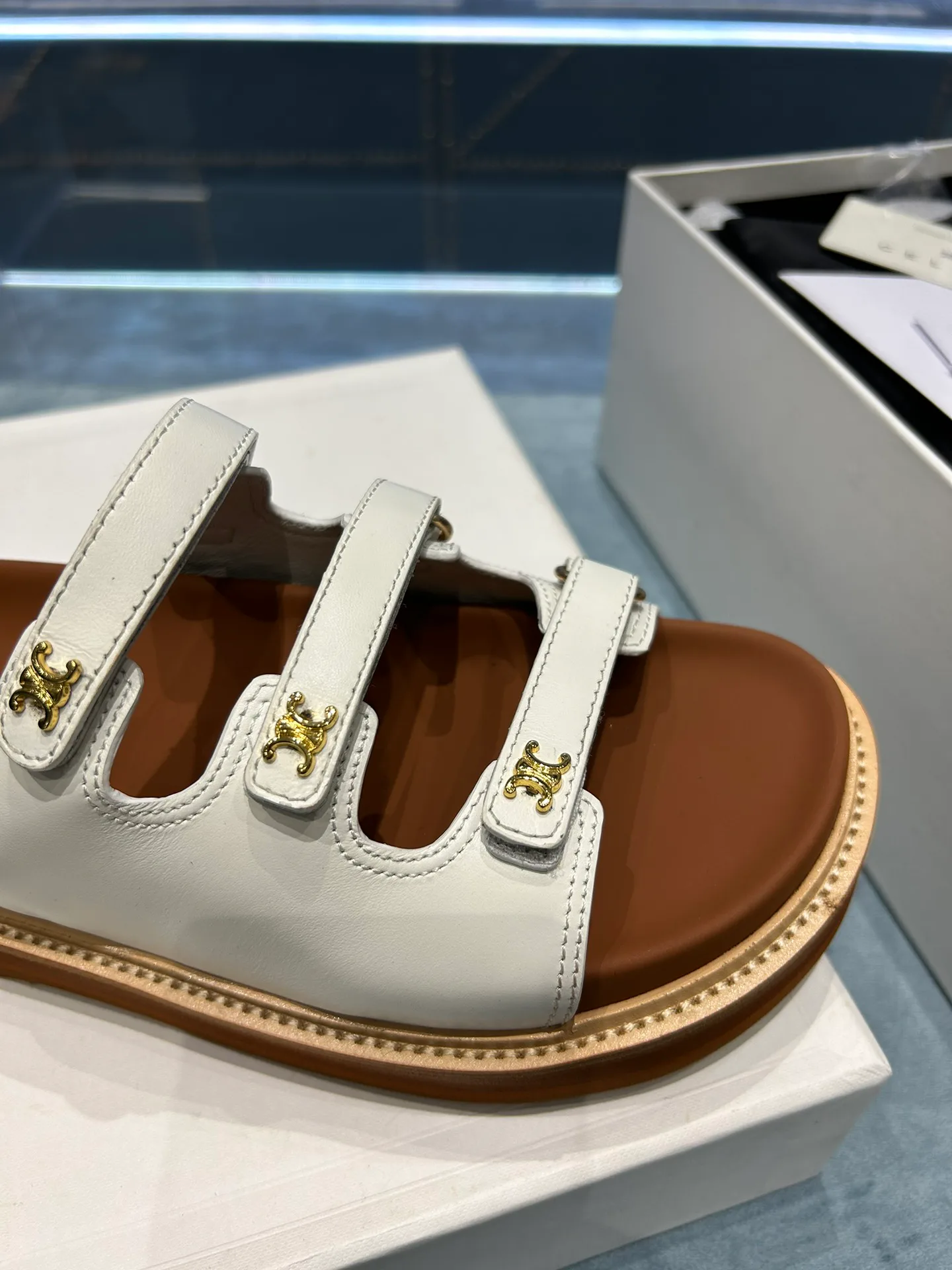 Шлепанцы Женские Celine 18962