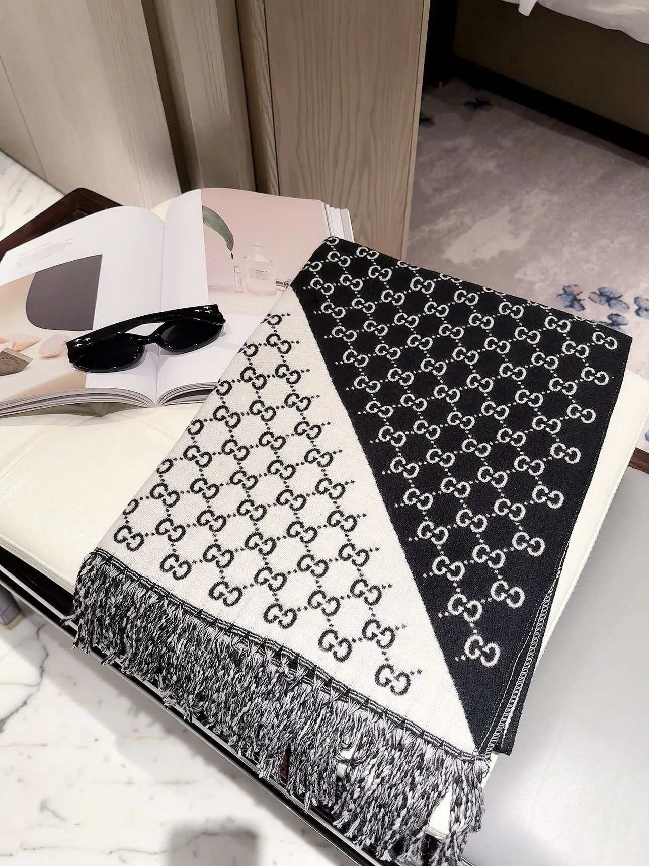 Шарфы Gucci 18322642