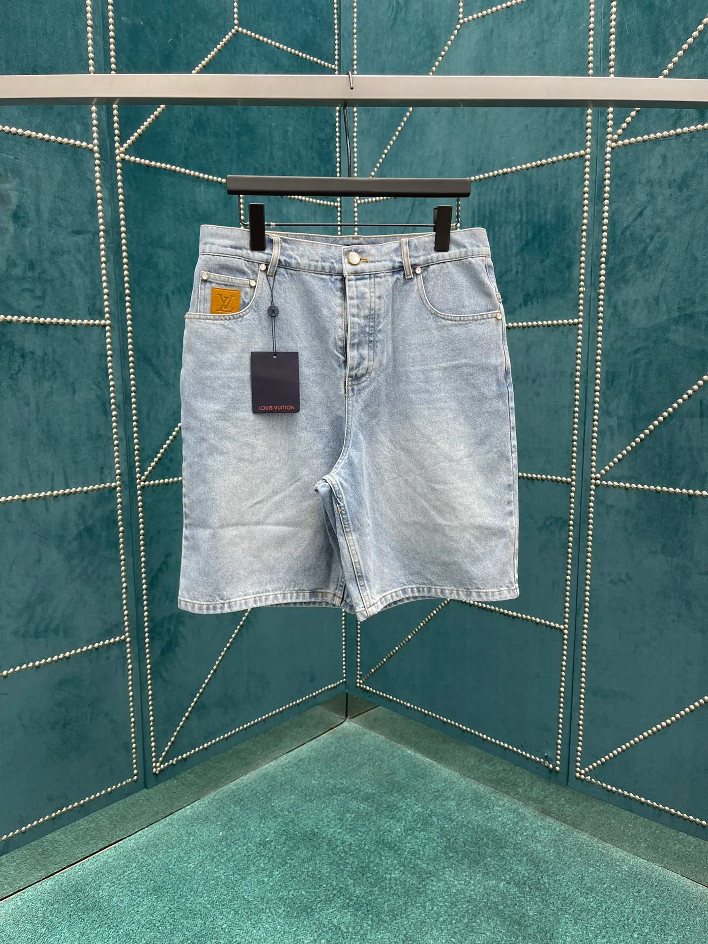 Шорты Женские Louis Vuitton 19013