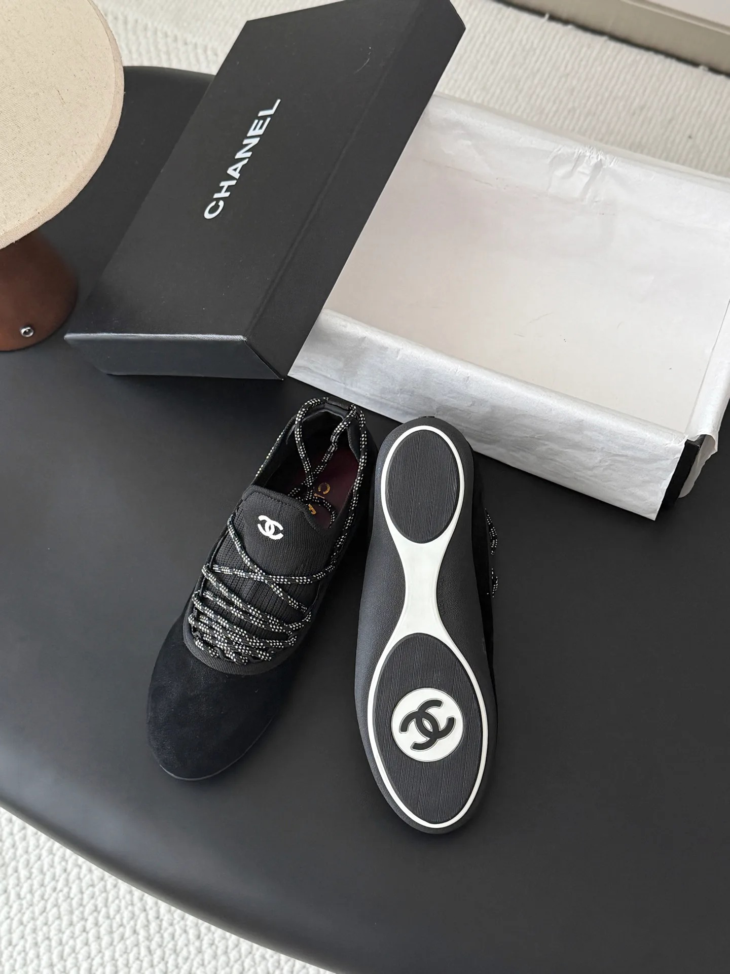 Кроссовки Женские Chanel 17360583