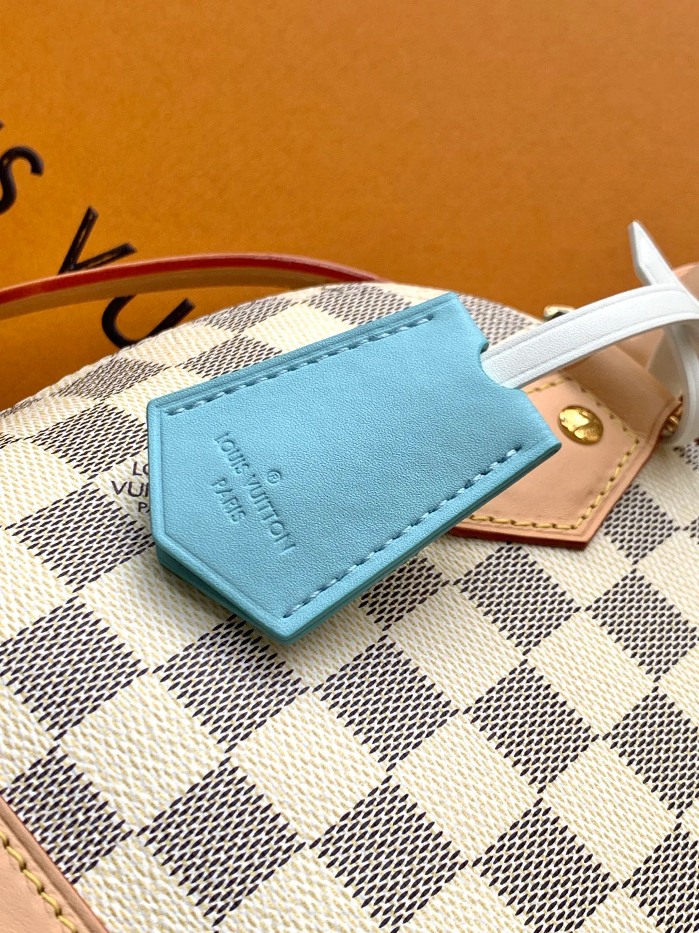 Классические Сумки Женские Louis Vuitton 16934197