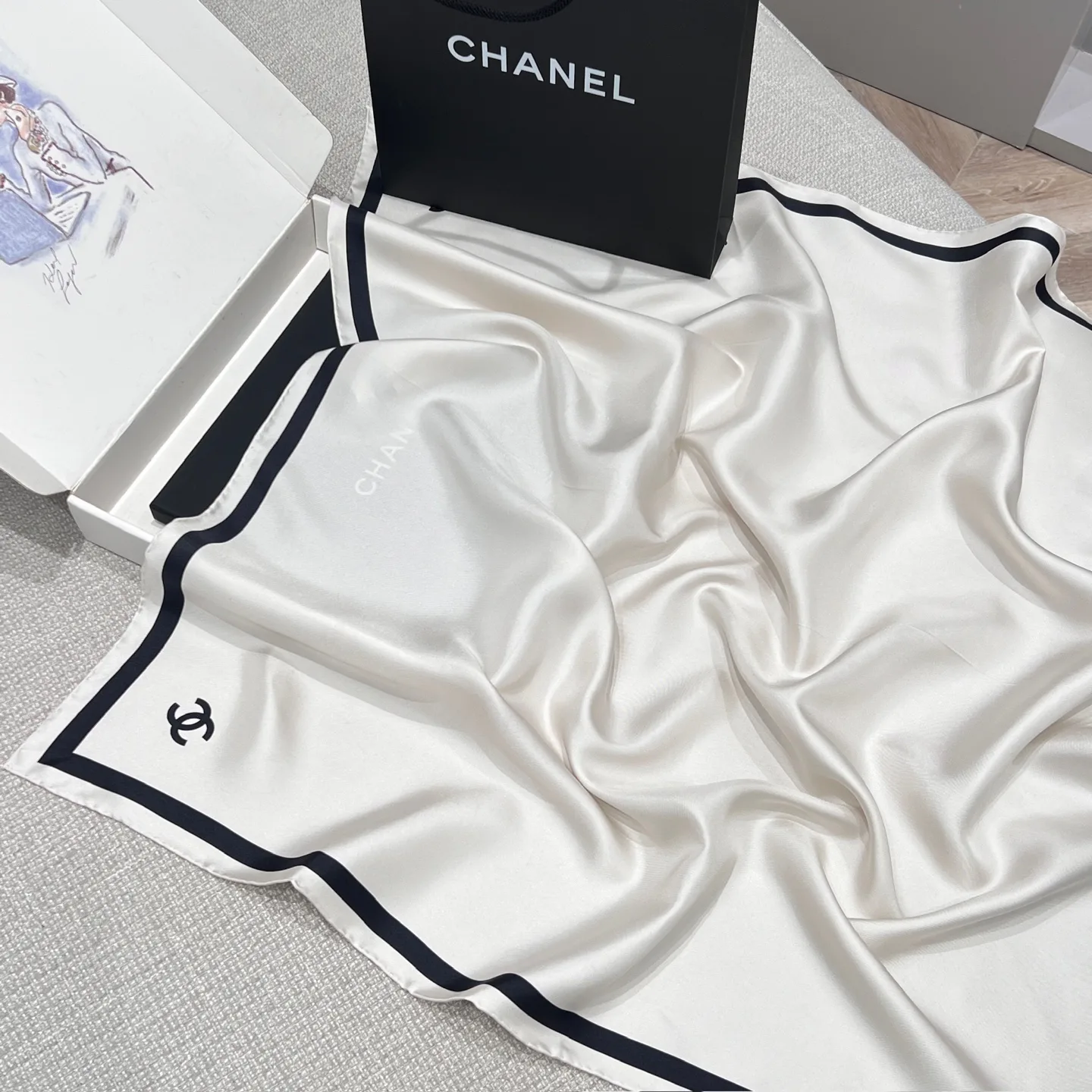 Платки Chanel 13268310