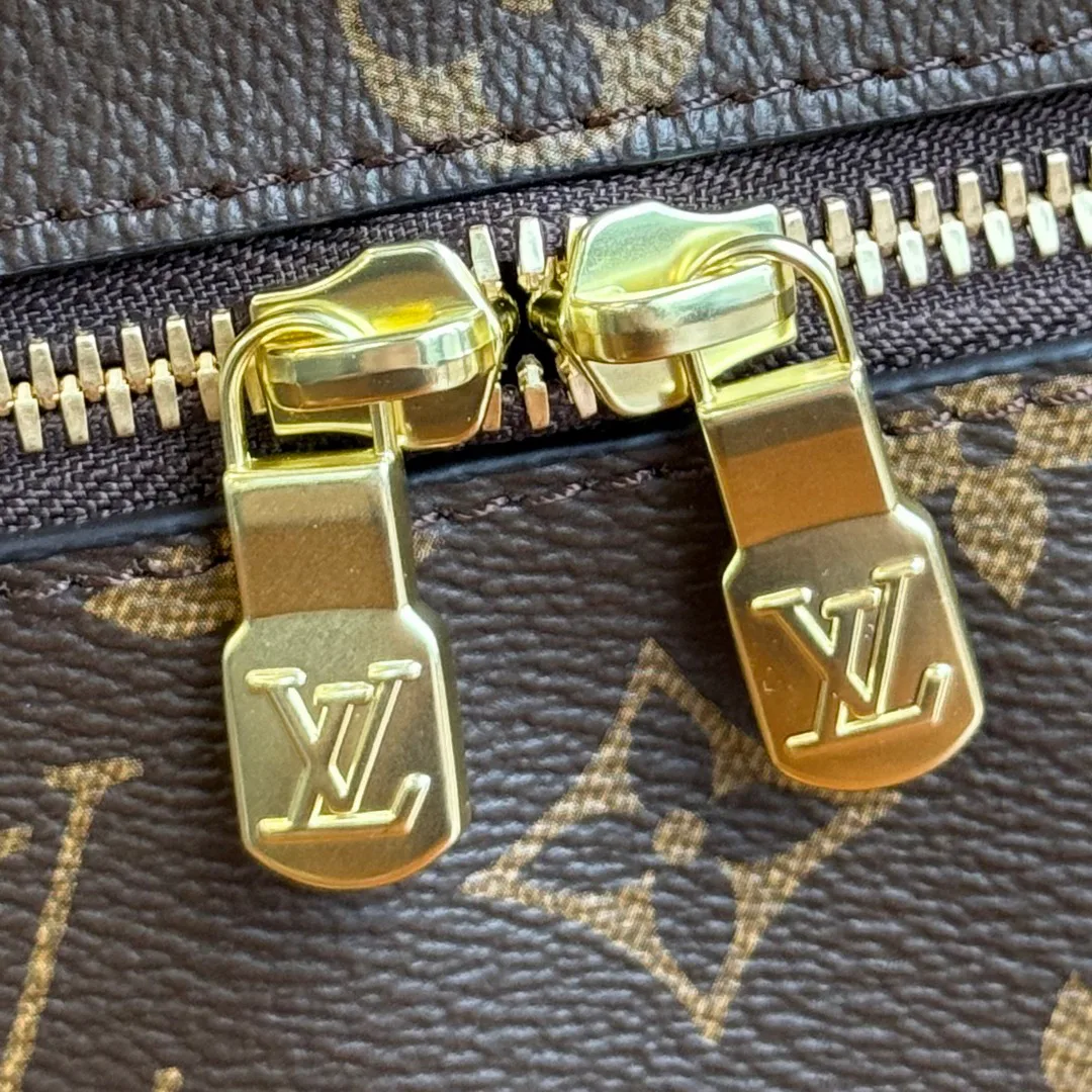Клатчи Женские Louis Vuitton 340524