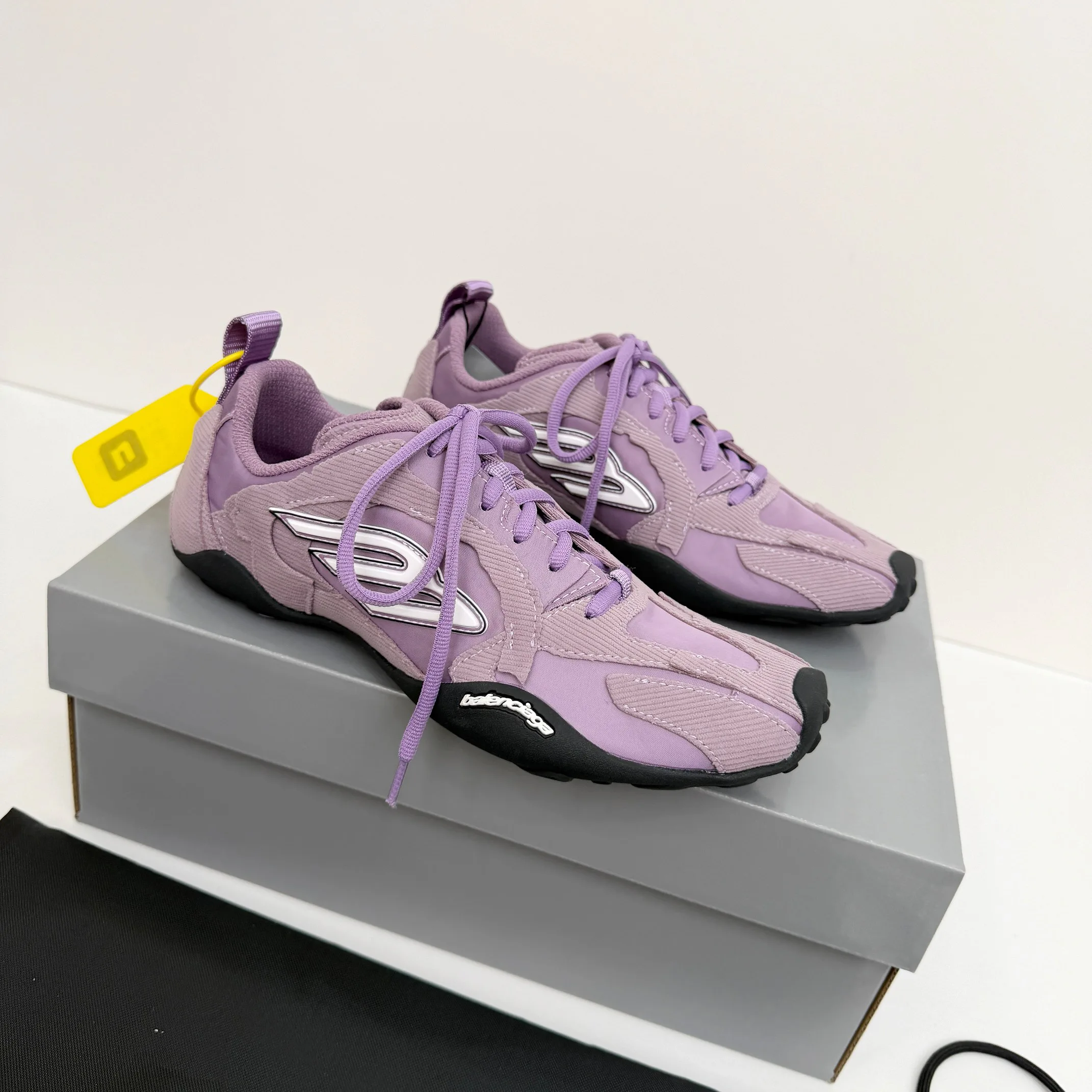 Кроссовки Женские Balenciaga 6239931