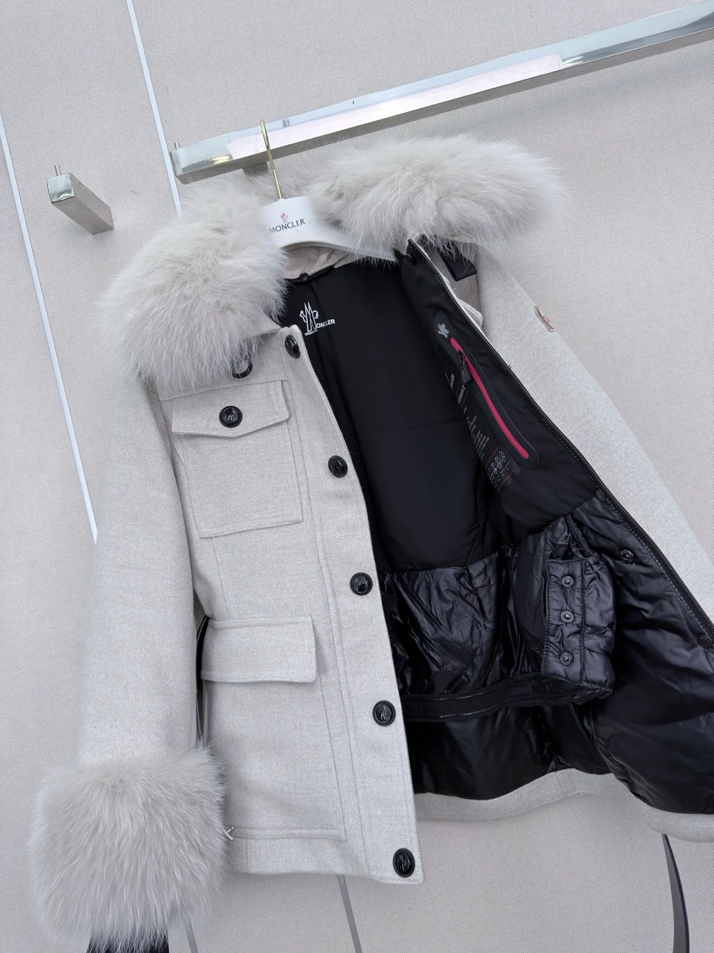 Куртки И Пуховики Женские Moncler 19589672