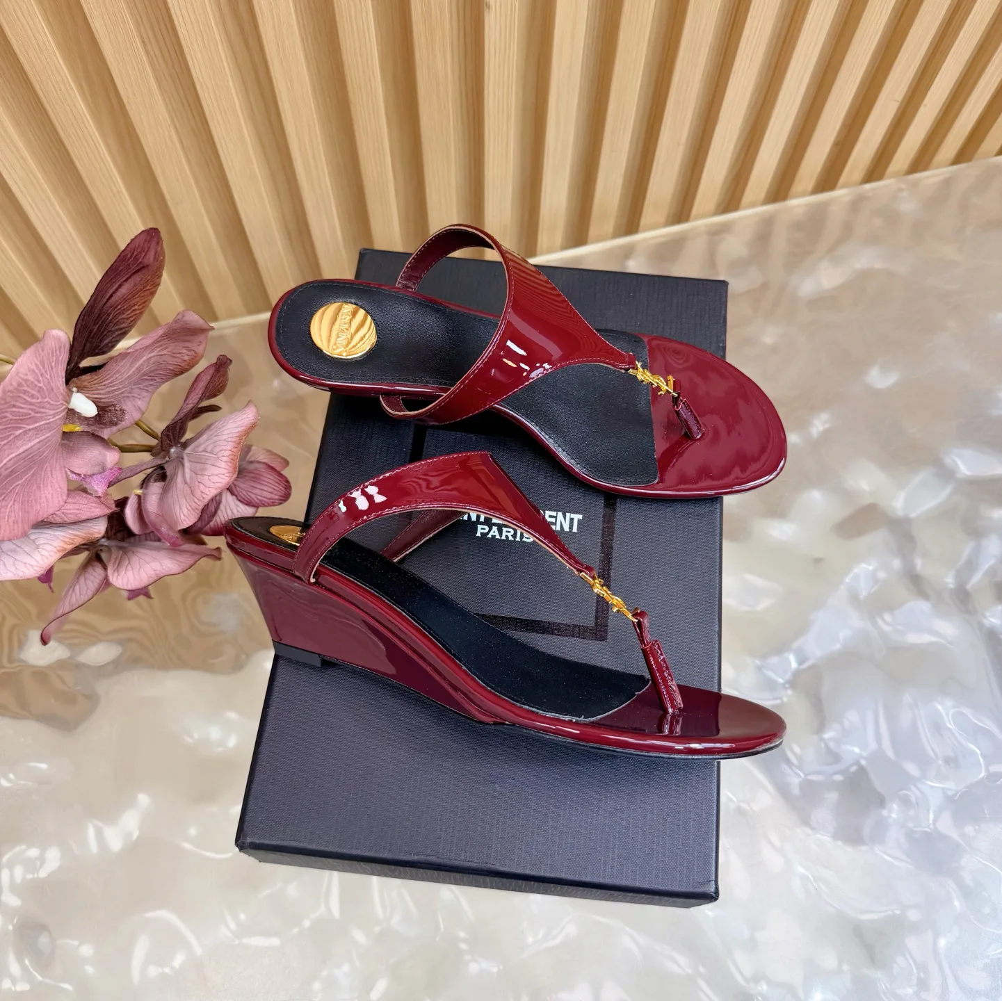 Босоножки Женские Saint Laurent 11660211