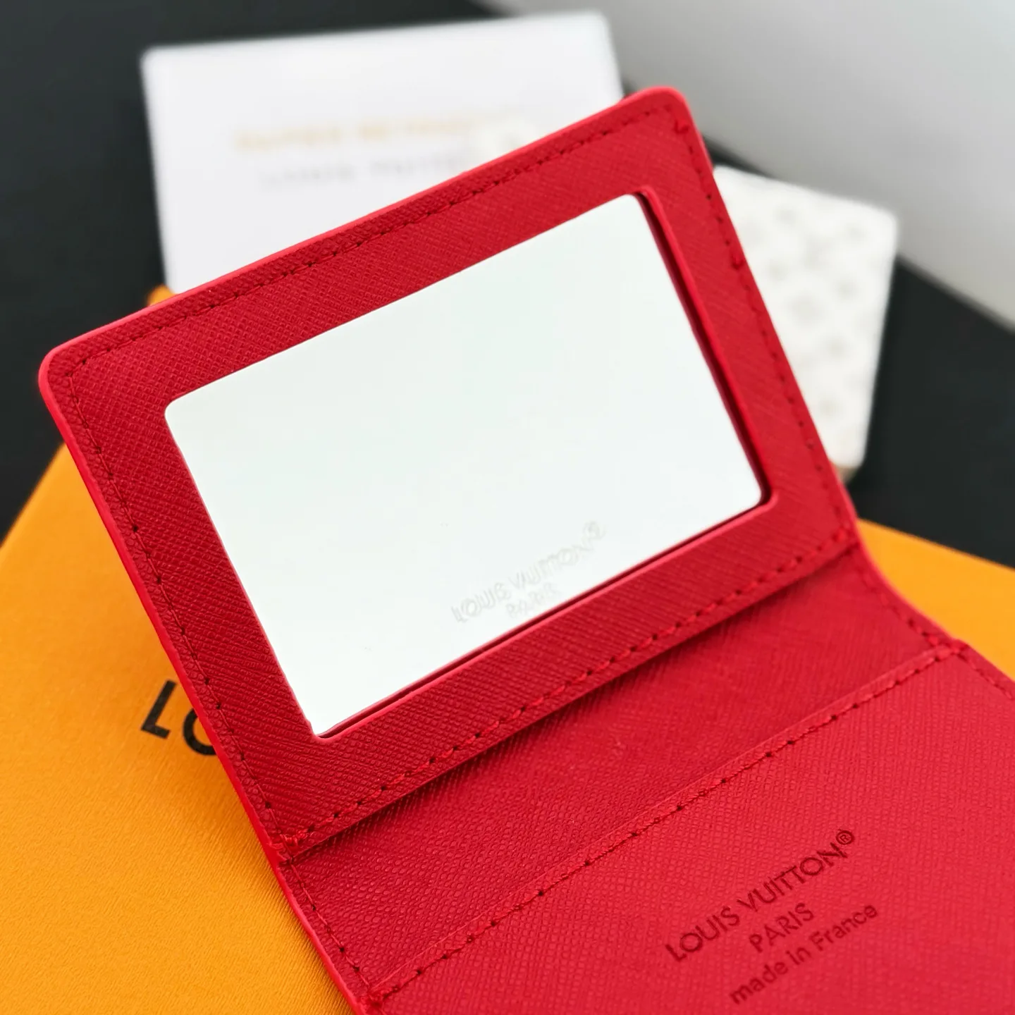 Визитницы Louis Vuitton 553170