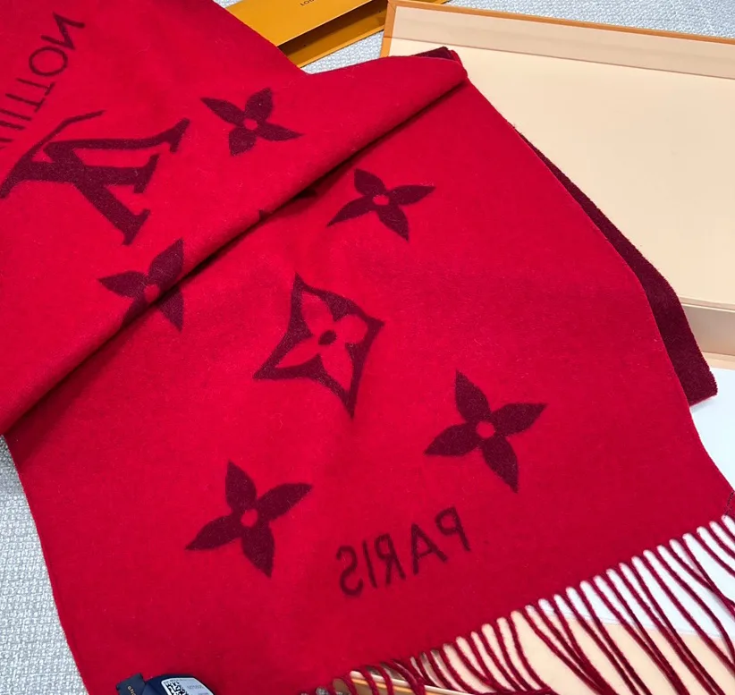 Шарфы Louis Vuitton 338205