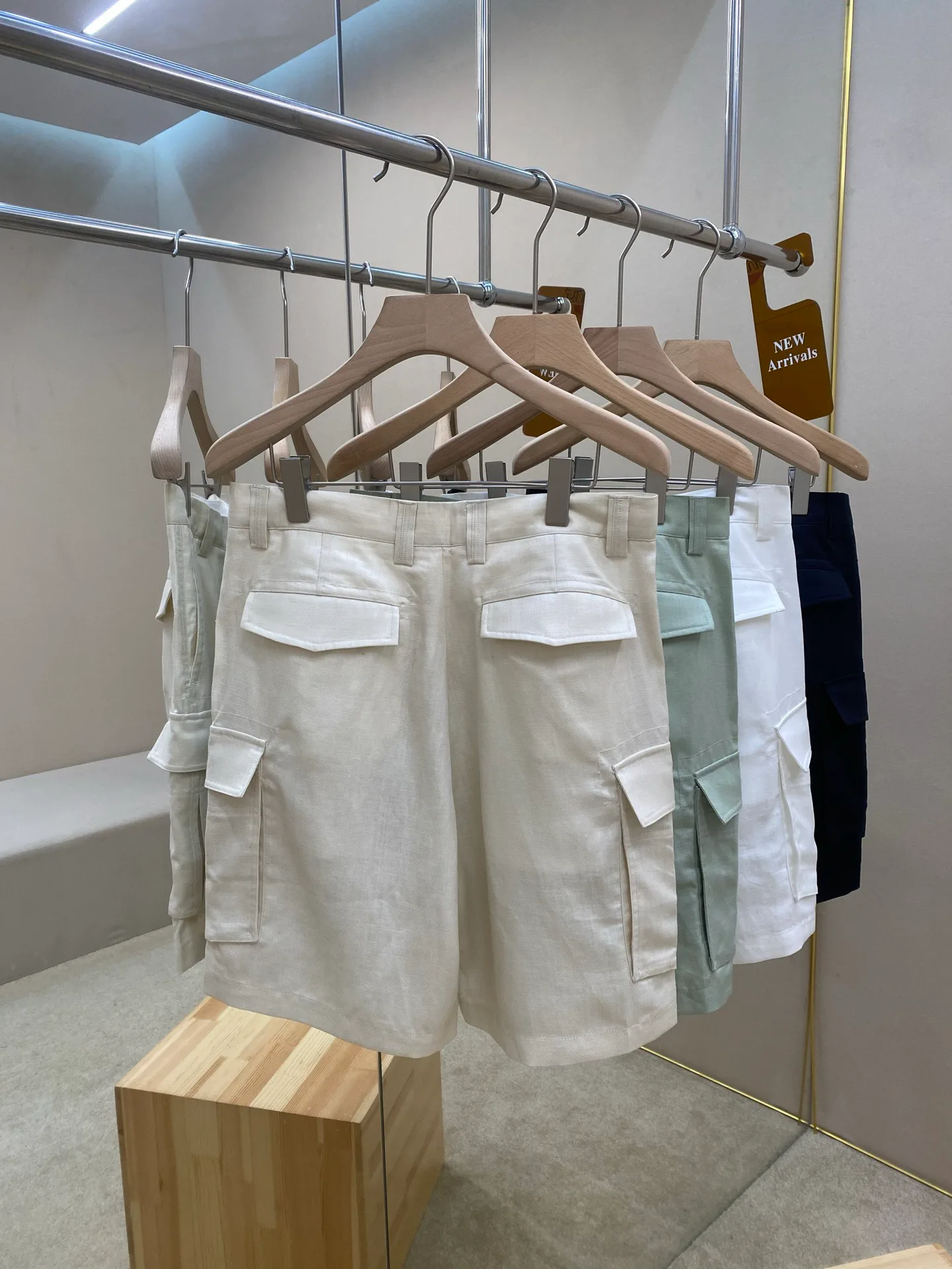 Шорты Женские Brunello Cucinelli 13411692