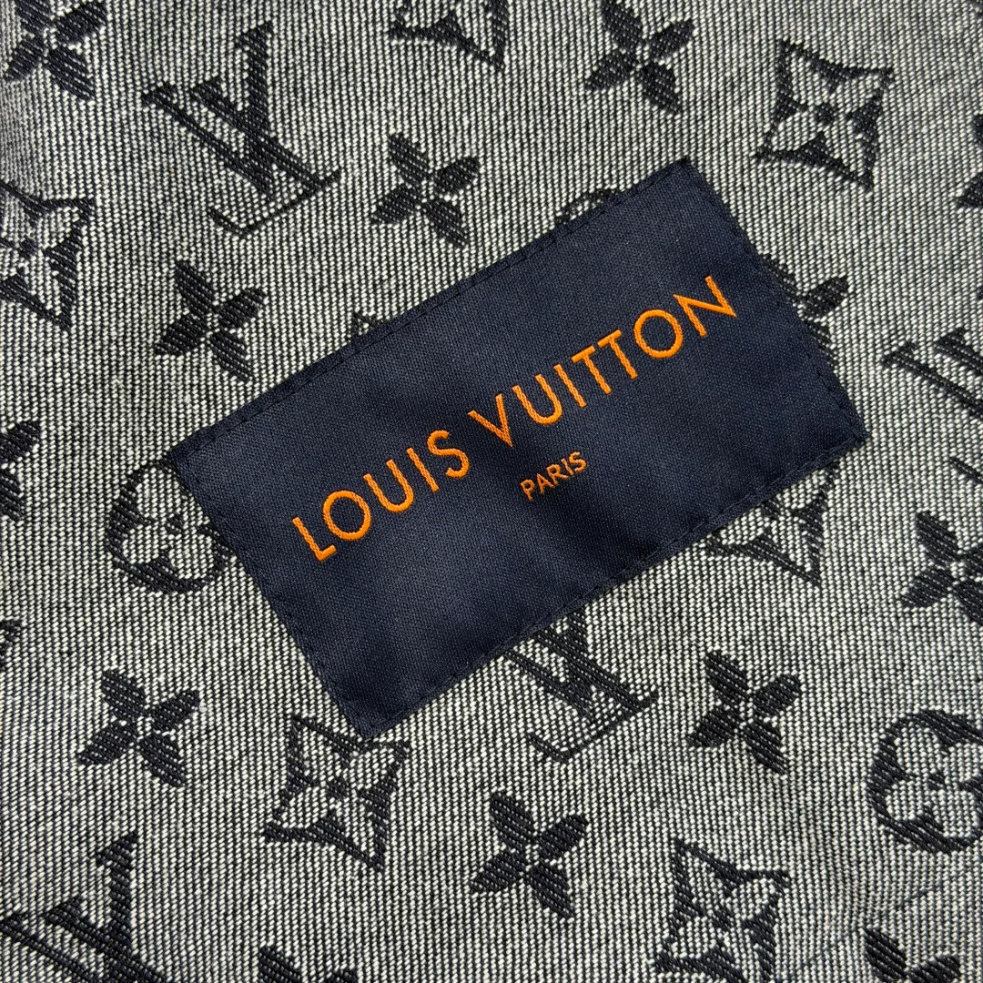 Куртки И Пуховики Мужские Louis Vuitton 11342142
