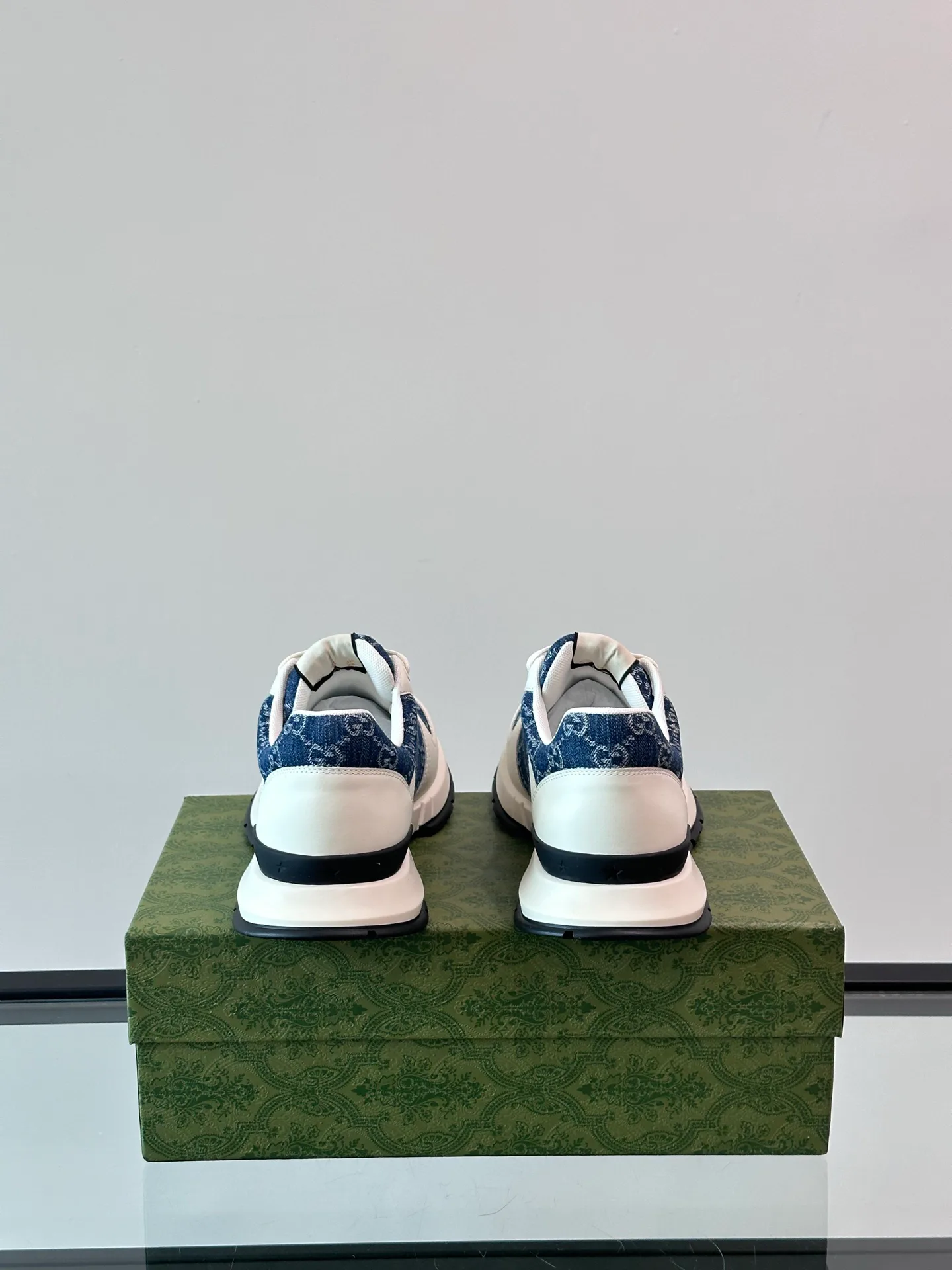 Кроссовки Мужские Gucci 21899