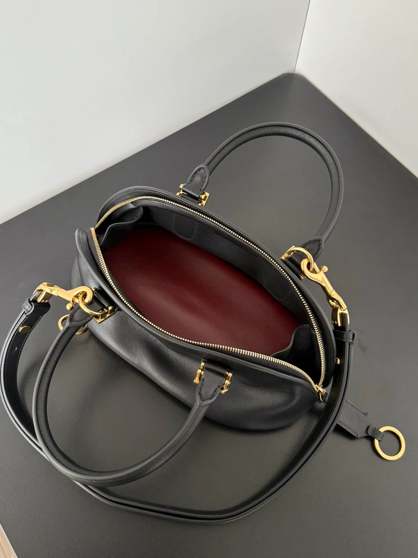 Клатчи Женские Balenciaga 11386878