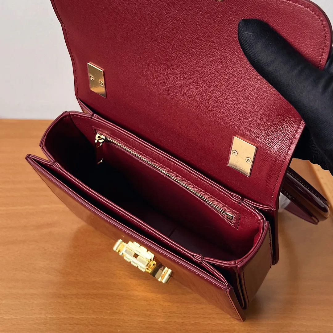 Классические Сумки Женские Celine 11532890