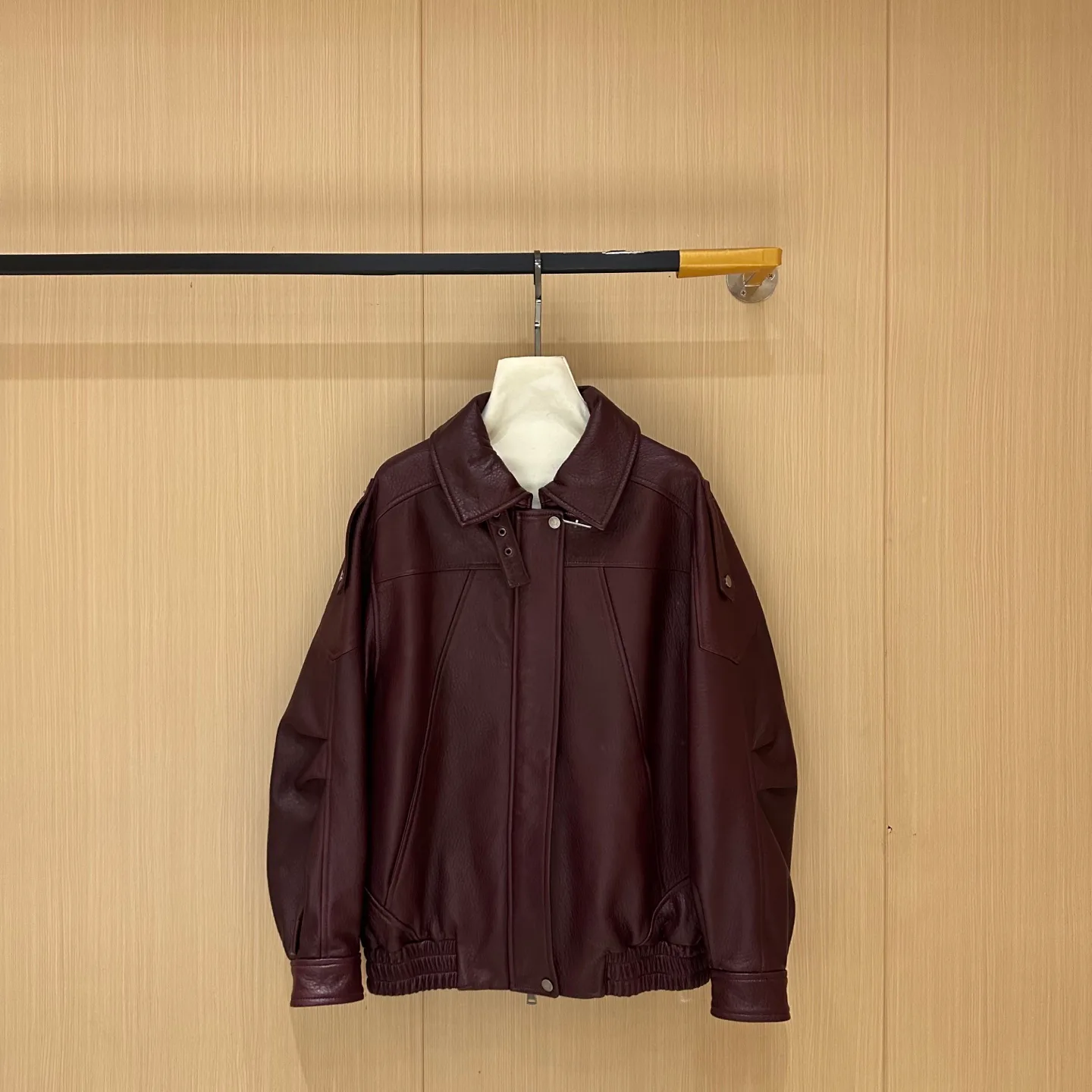 Кожаные Куртки И Дублёнки Женские Saint Laurent 10783224