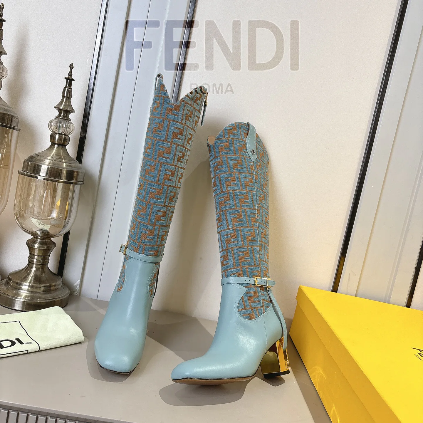 Сапоги Женские Fendi 18247883
