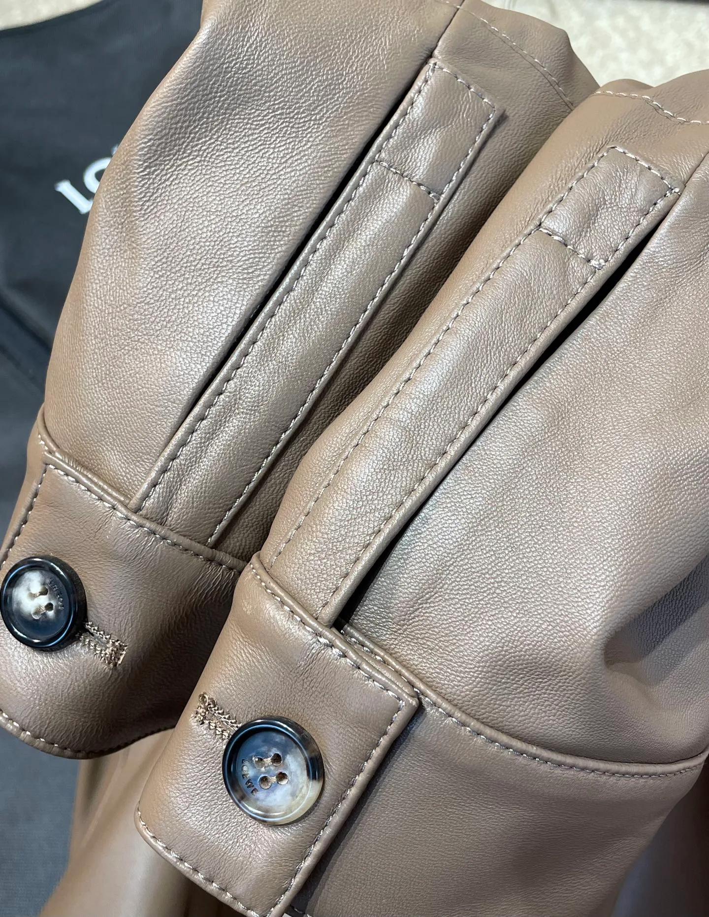 Кожаные Куртки И Дублёнки Мужские Loewe 18235921