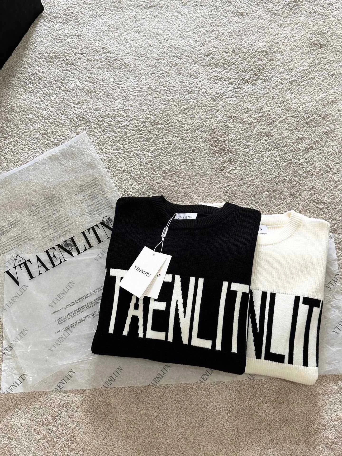 Джемперы И Свитеры Женские Valentino 3375340