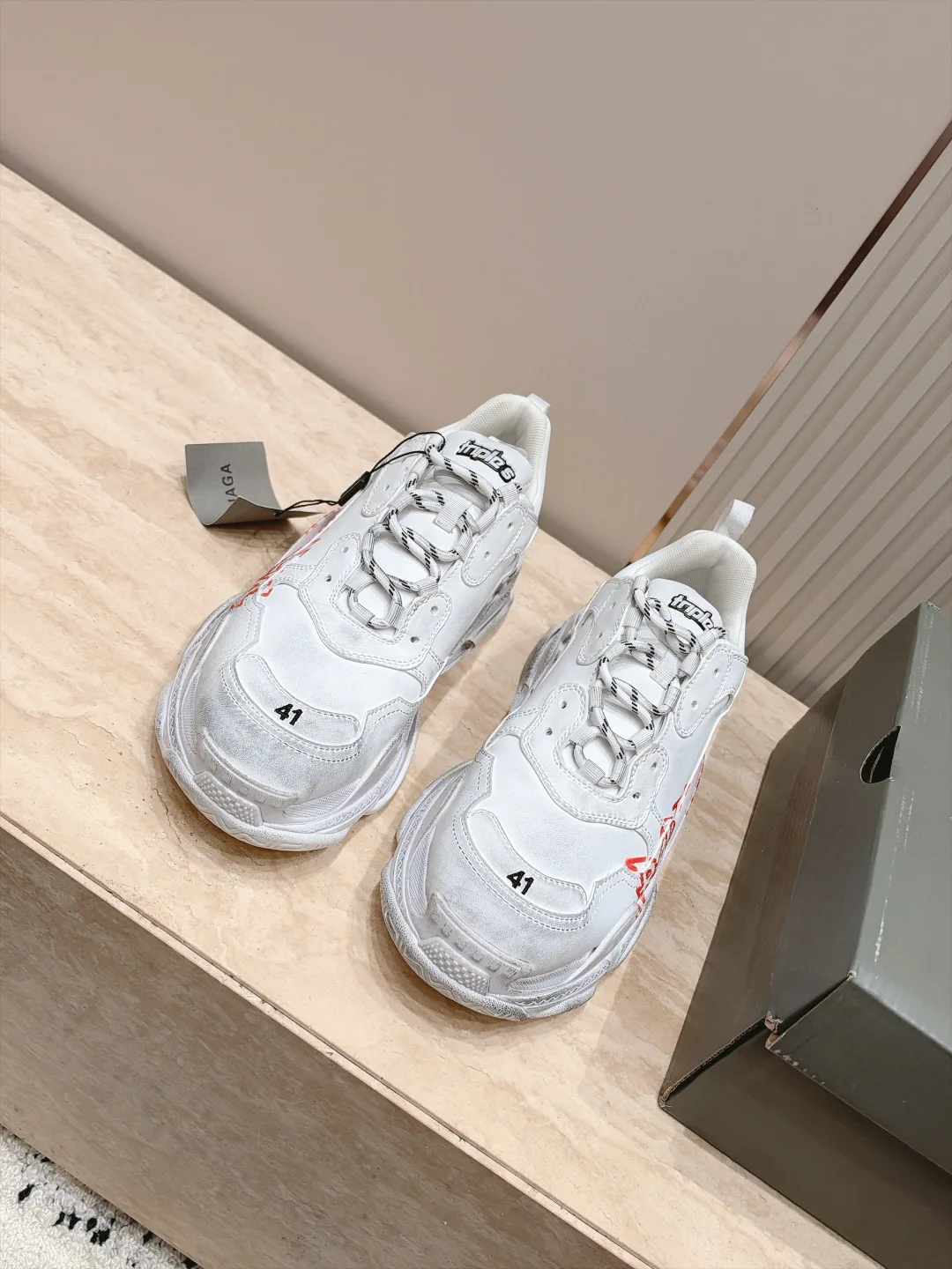 Кроссовки Женские Balenciaga 18780419