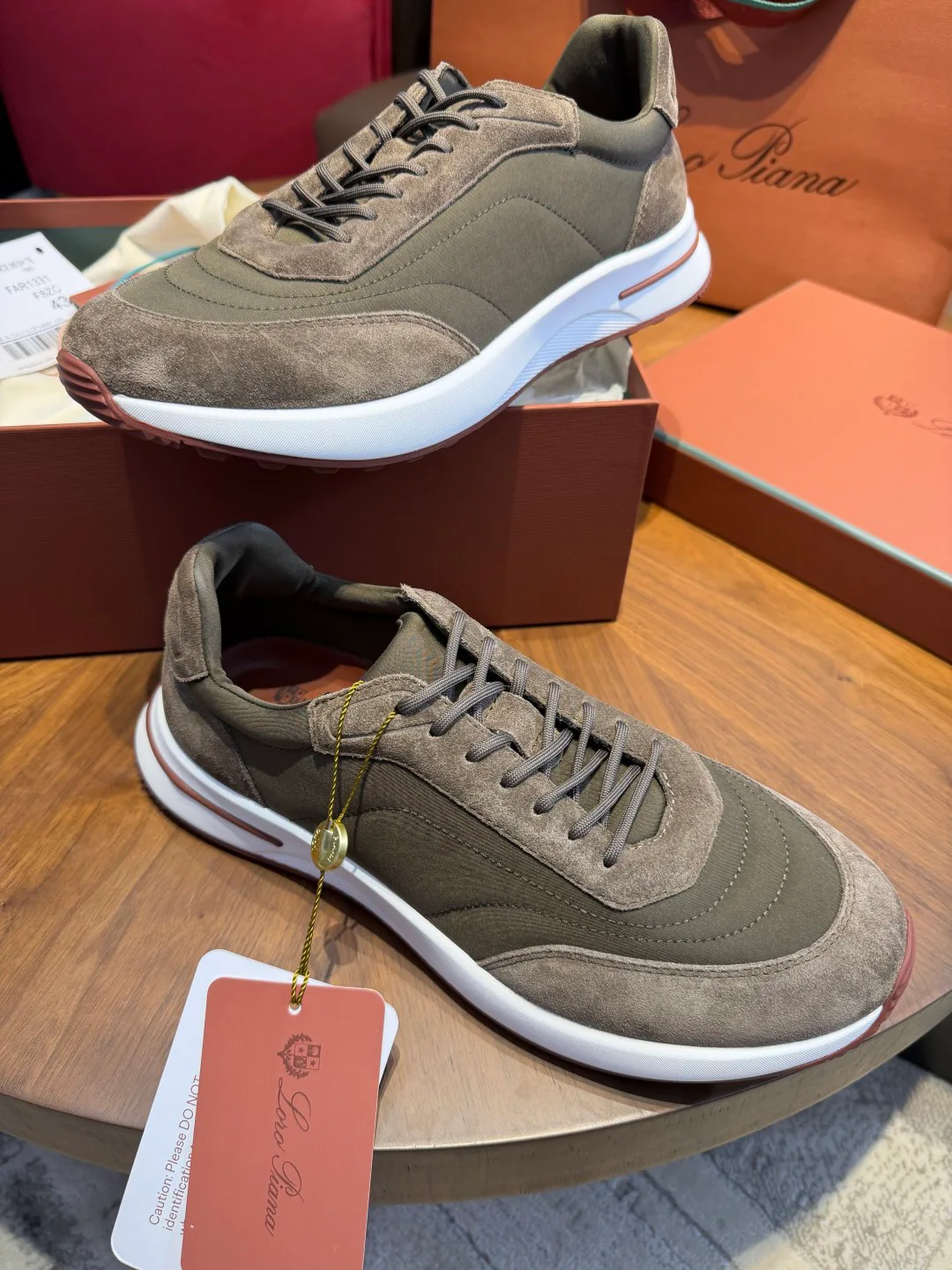 Кроссовки Мужские Loro Piana 17973395