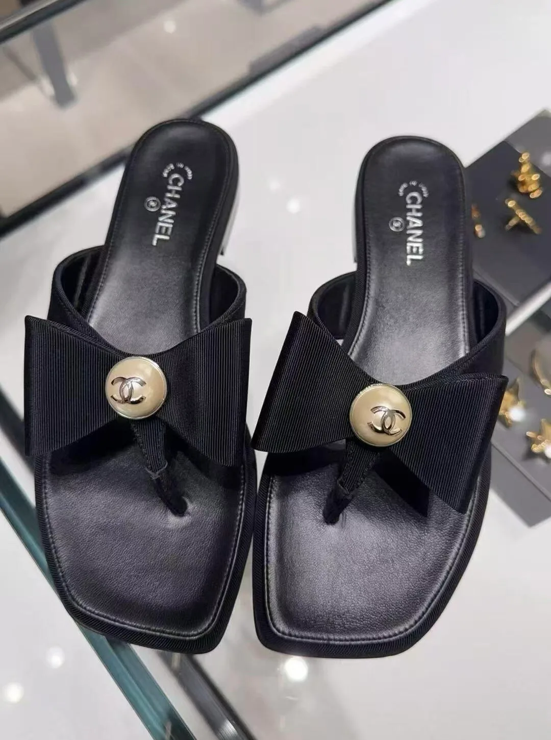 Шлепанцы Женские Chanel 17331170