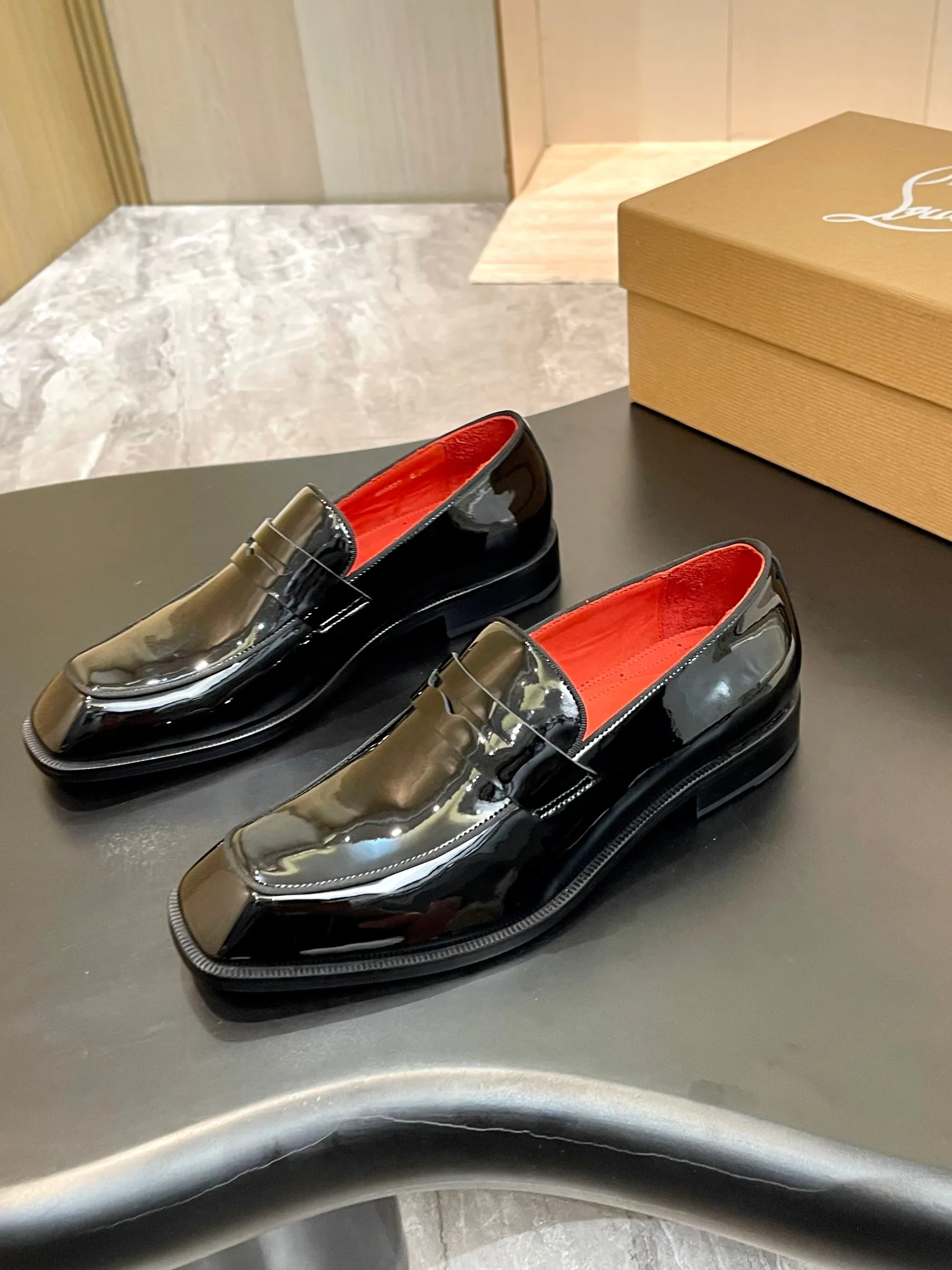 Лоферы И Туфли Мужские Christian Louboutin 18119152