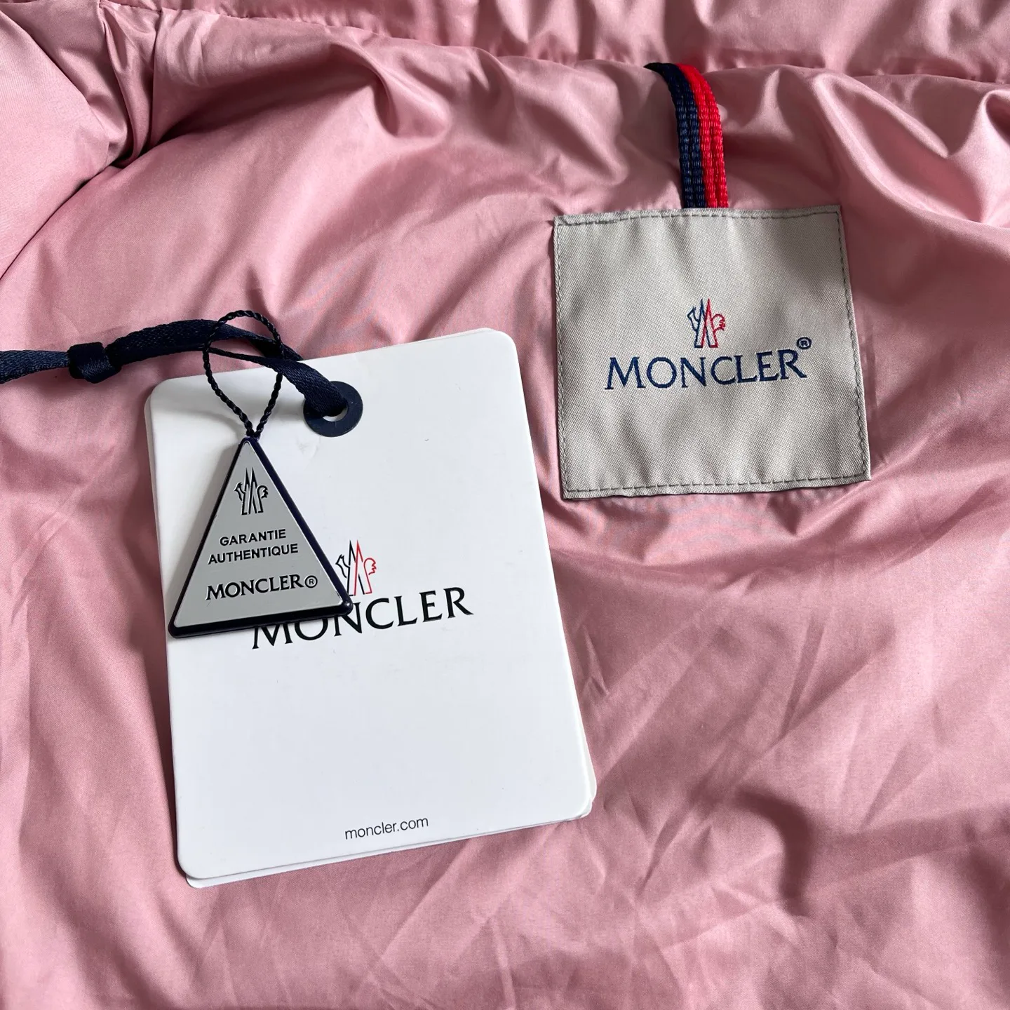 Жилеты Женские Moncler 3834650