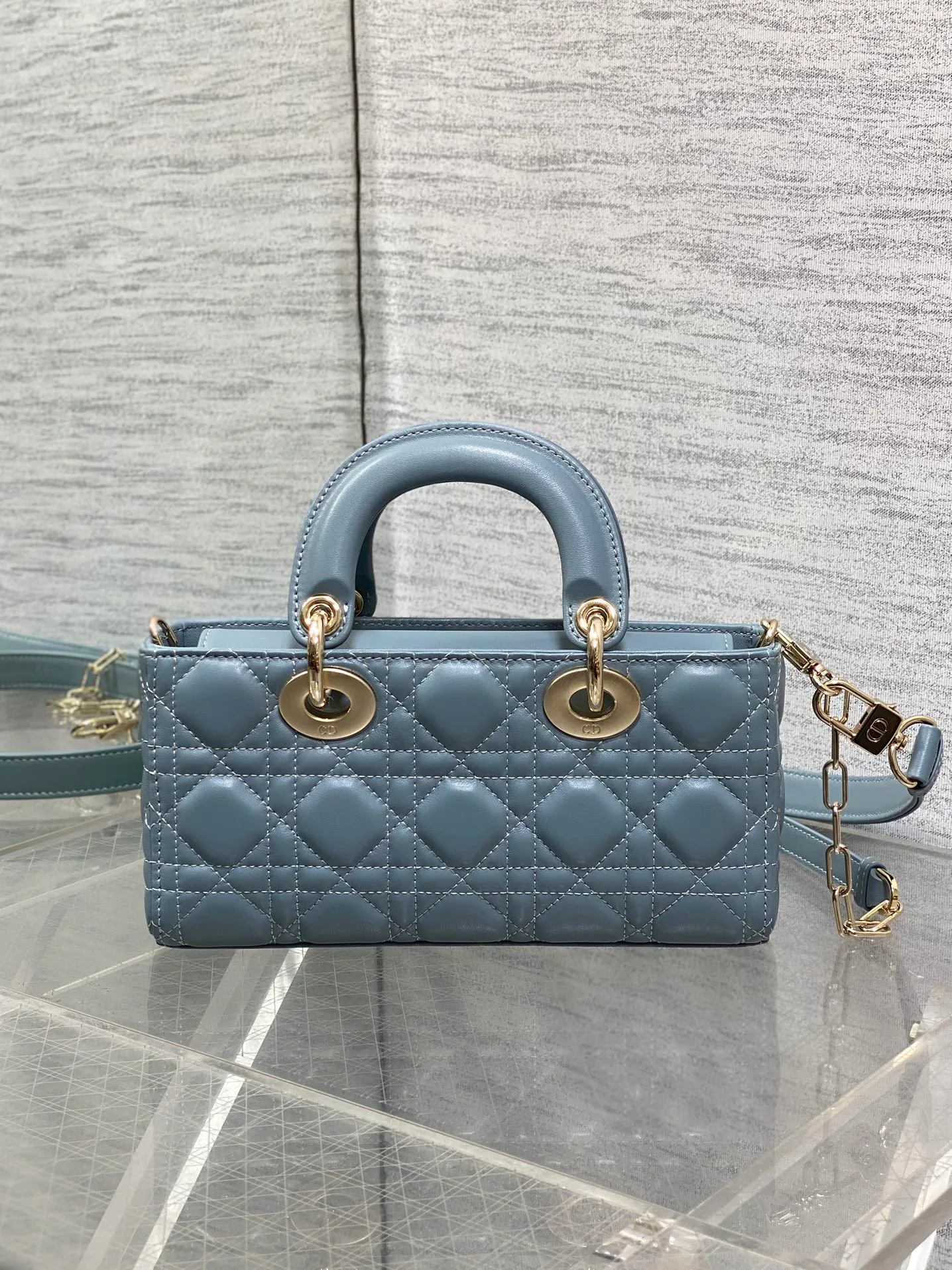 Классические Сумки Женские Christian Dior 17770425