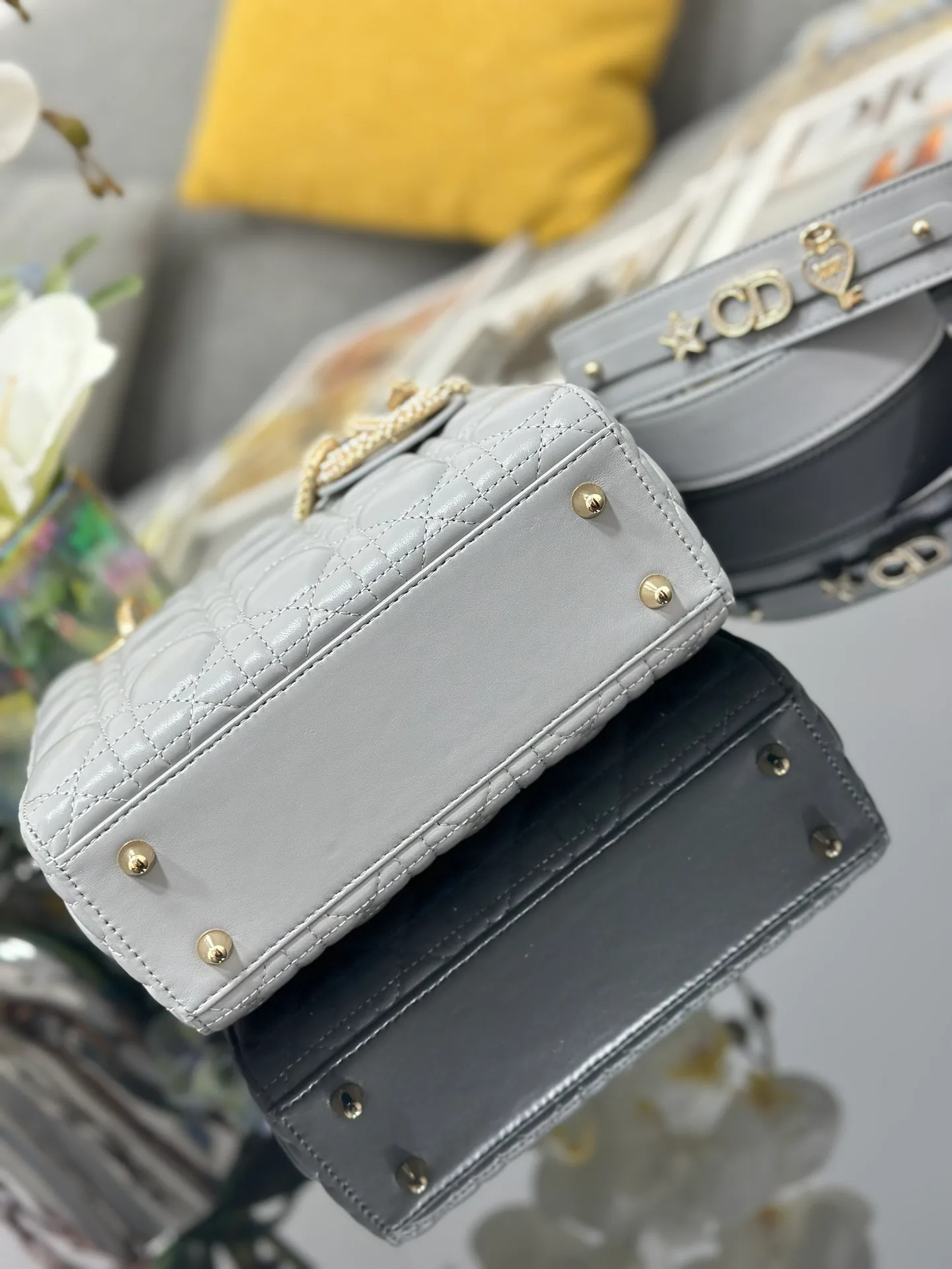 Классические Сумки Женские Christian Dior 11412574