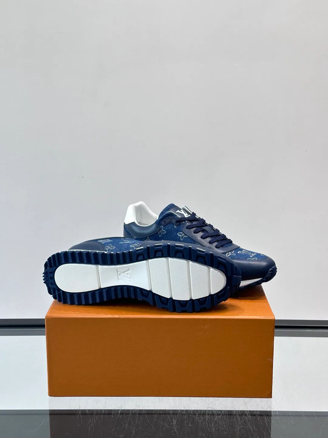 Кроссовки Мужские Louis Vuitton 11028046