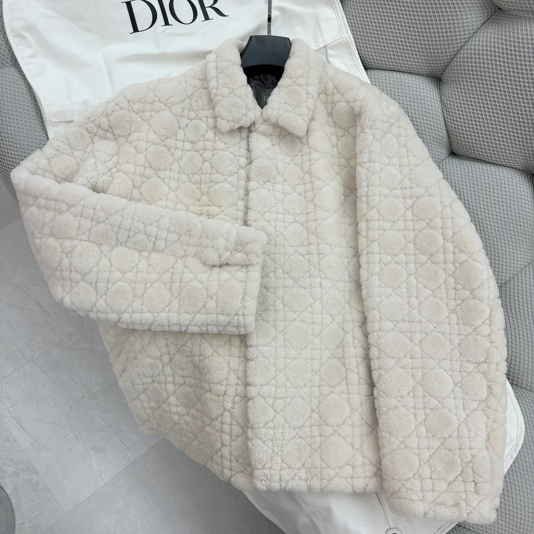 Куртки И Пуховики Женские Christian Dior 1059579