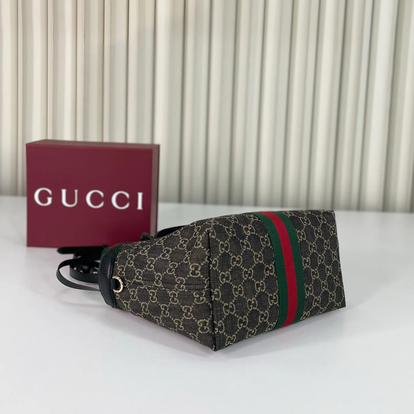 Классические Сумки Женские Gucci 11825964