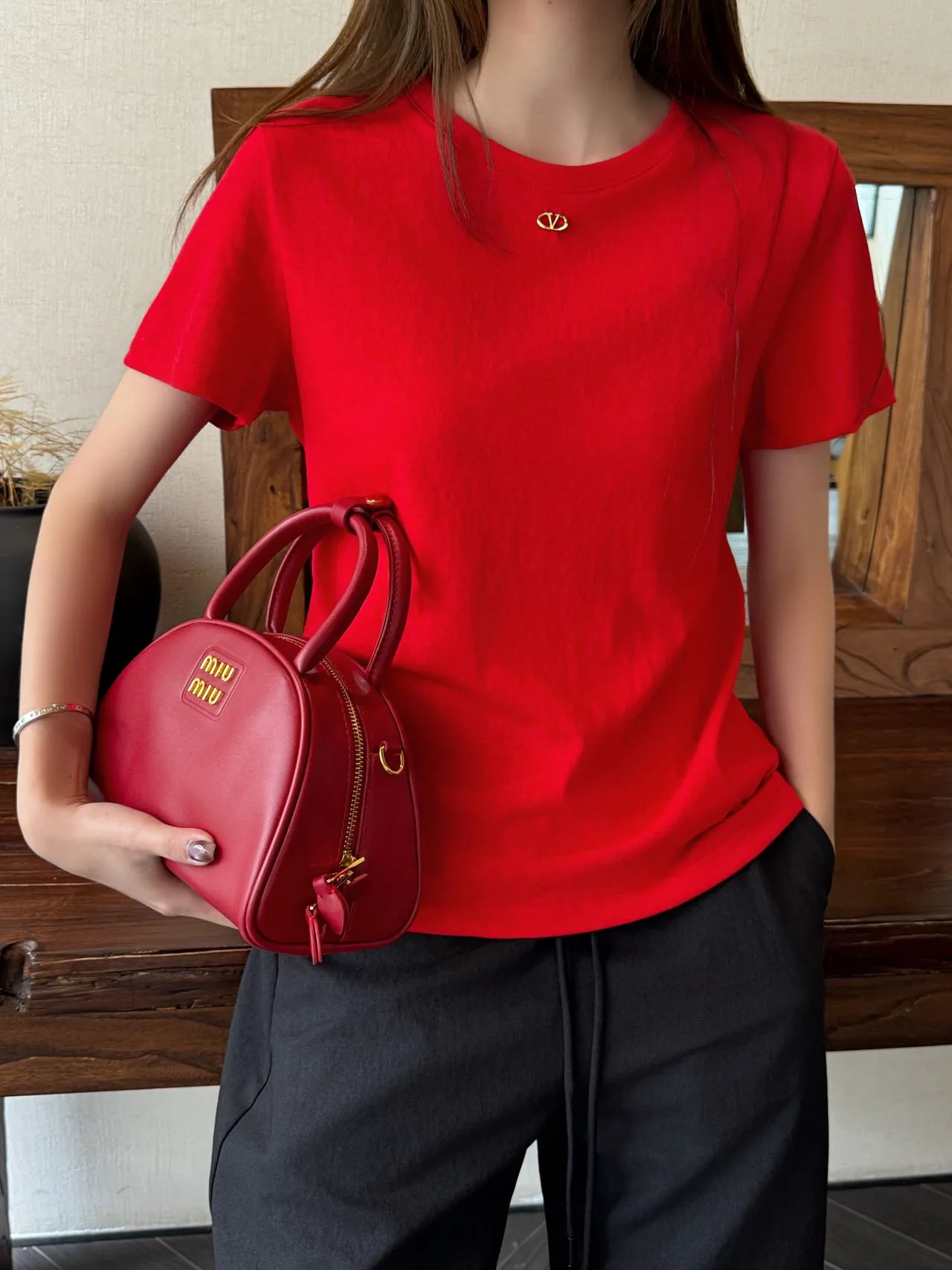Футболки Женские Vetements 11363436