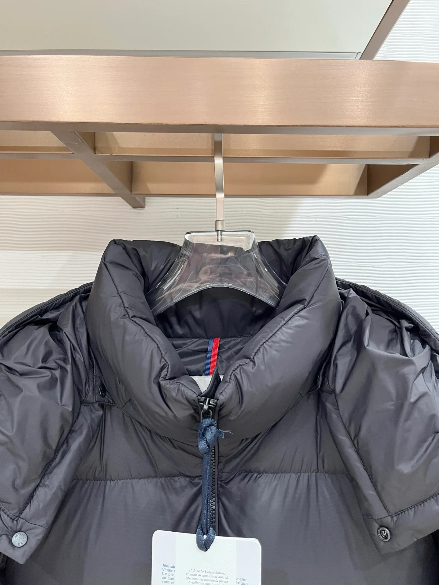 Куртки И Пуховики Мужские Moncler 17930655