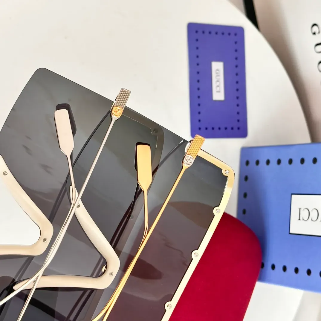 Очки Gucci 770060