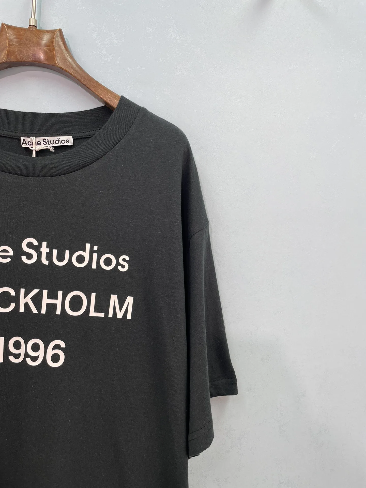 Футболки Женские Acne Studios 17784513