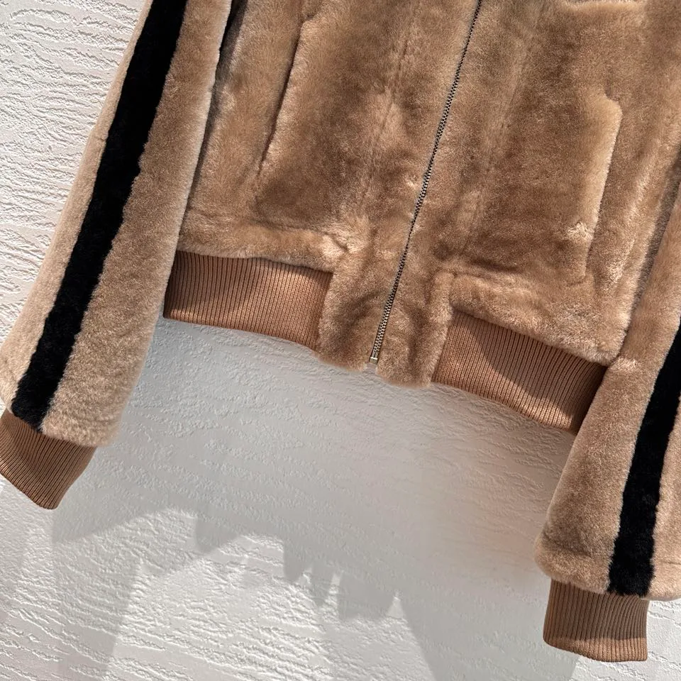 Куртки И Пуховики Женские Miu Miu 19277684