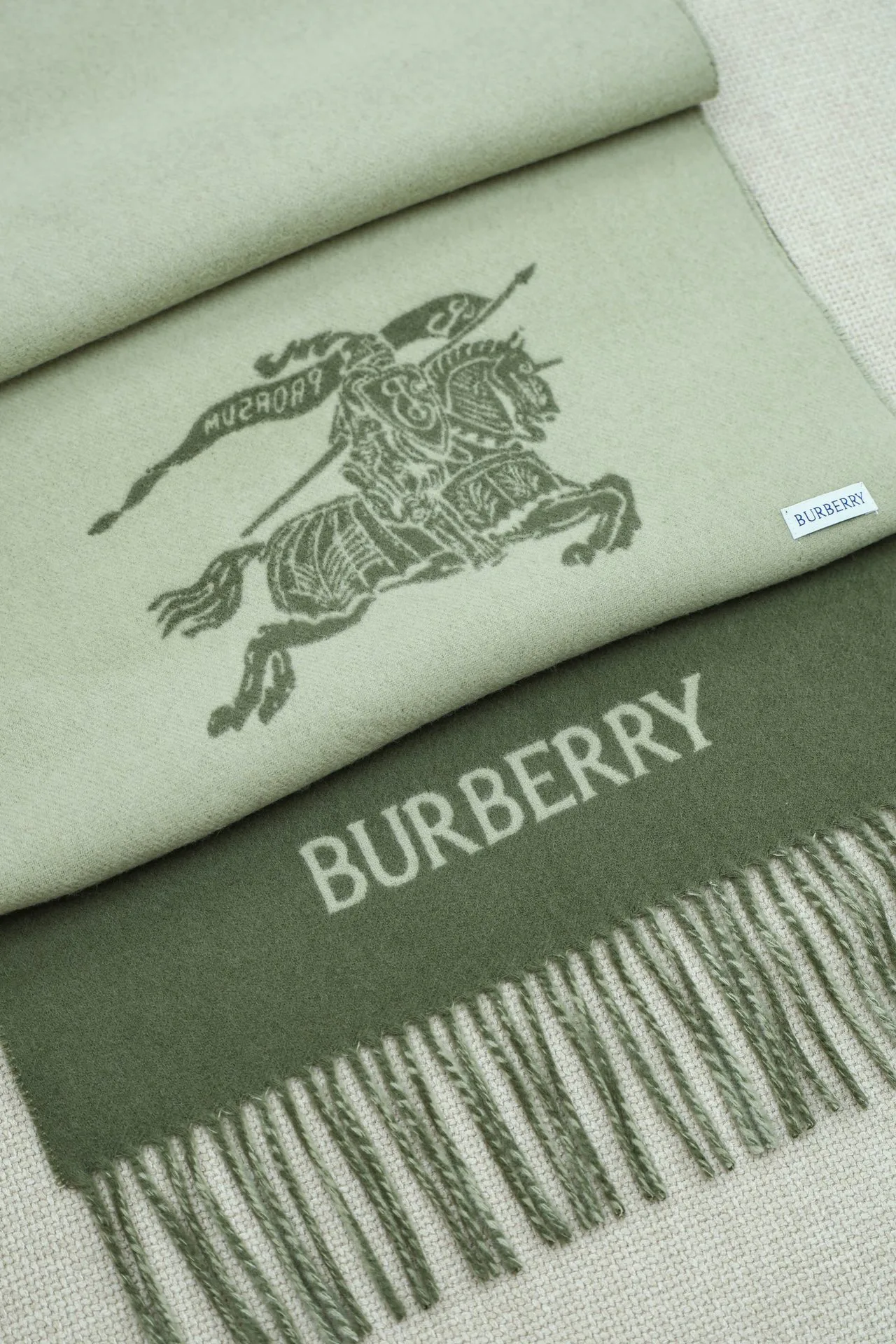 Шарфы Burberry 185635