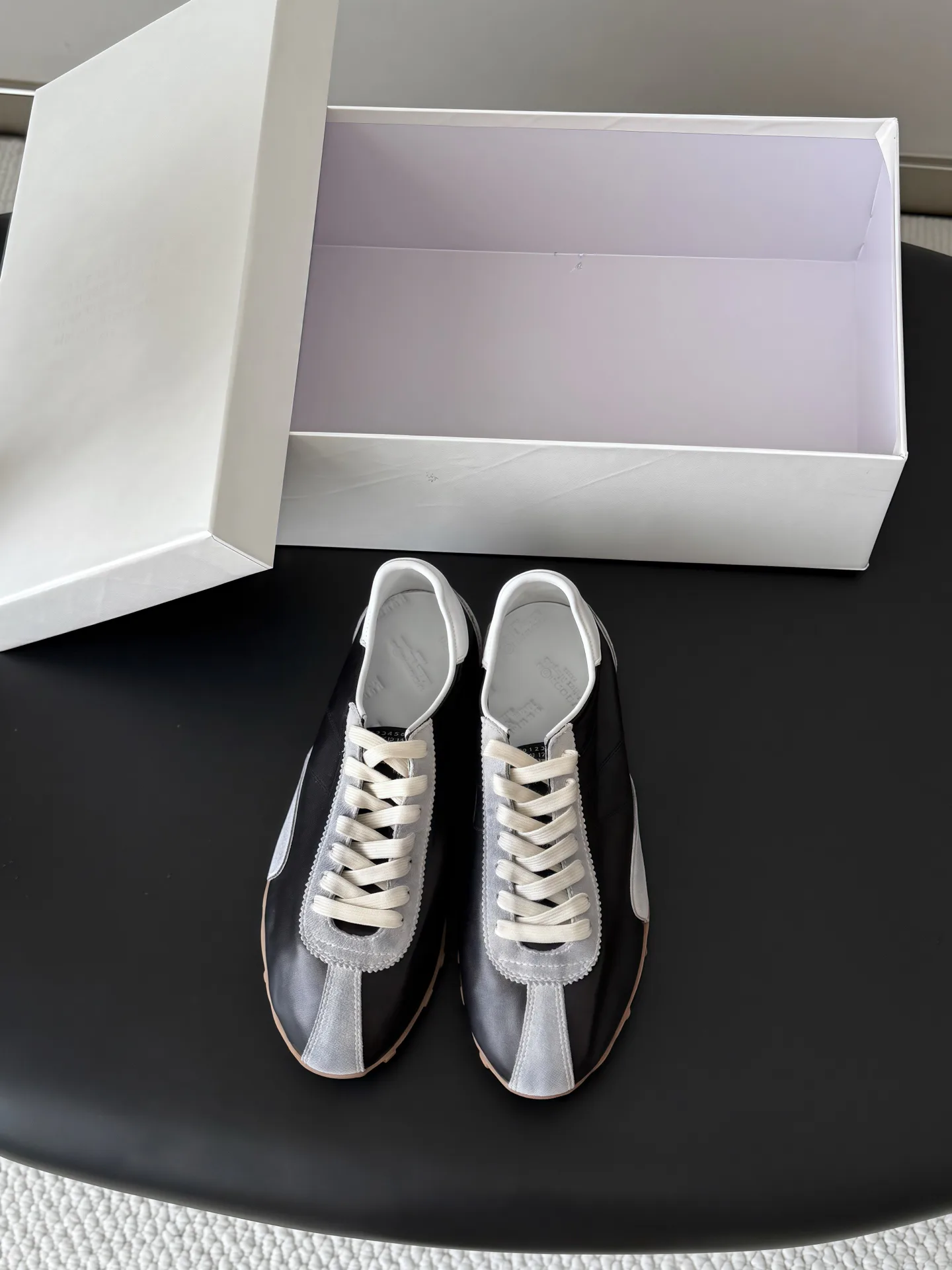 Кроссовки Женские Maison Margiela 17526753