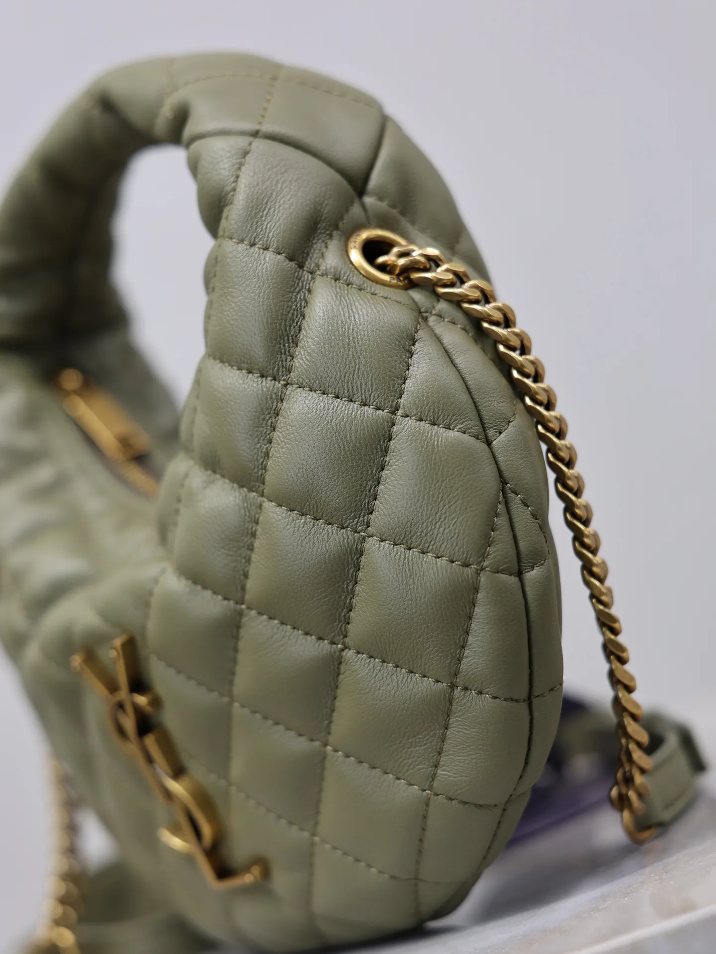 Сумки На Ремне Женские Saint Laurent 11504328