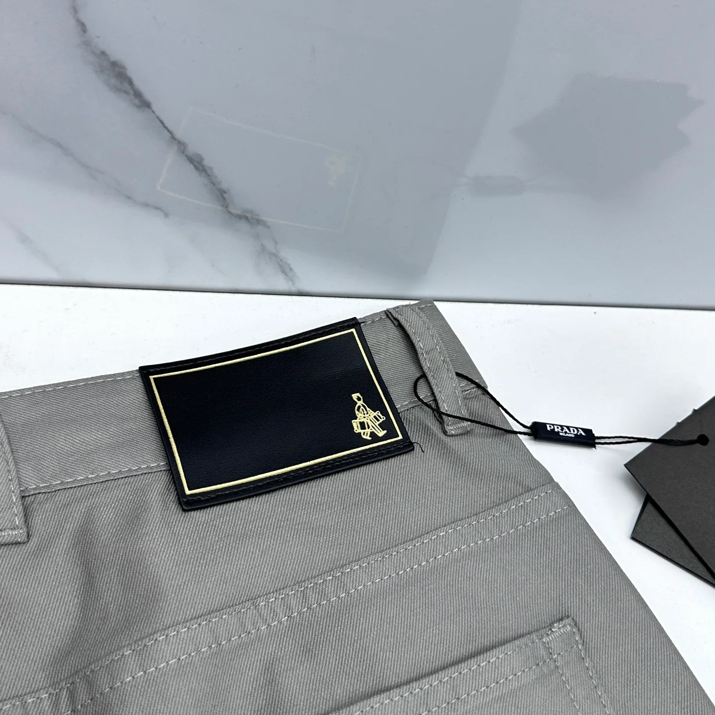 Брюки Мужские Prada 13118890