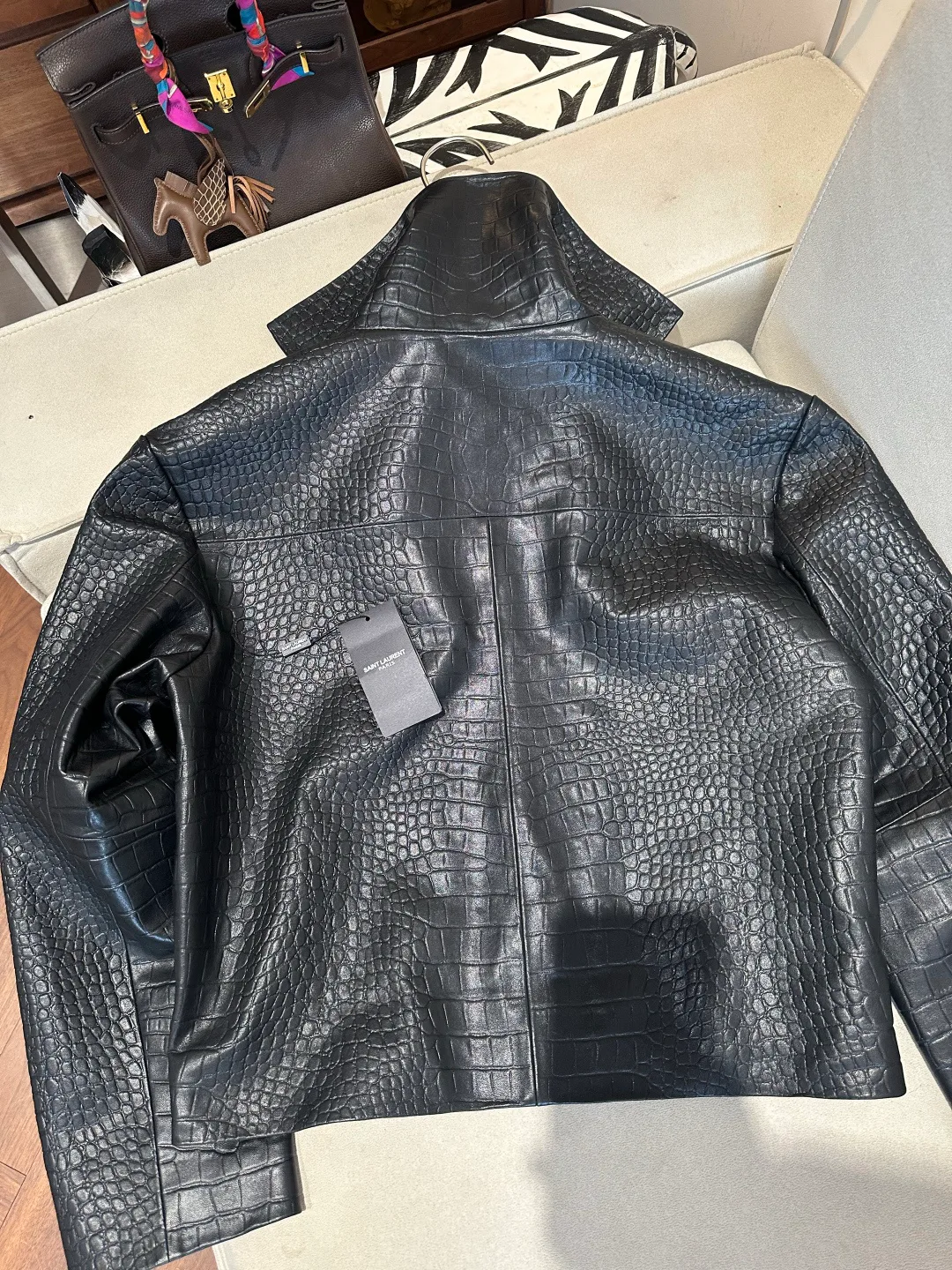 Кожаные Куртки И Дублёнки Женские Saint Laurent 18333456