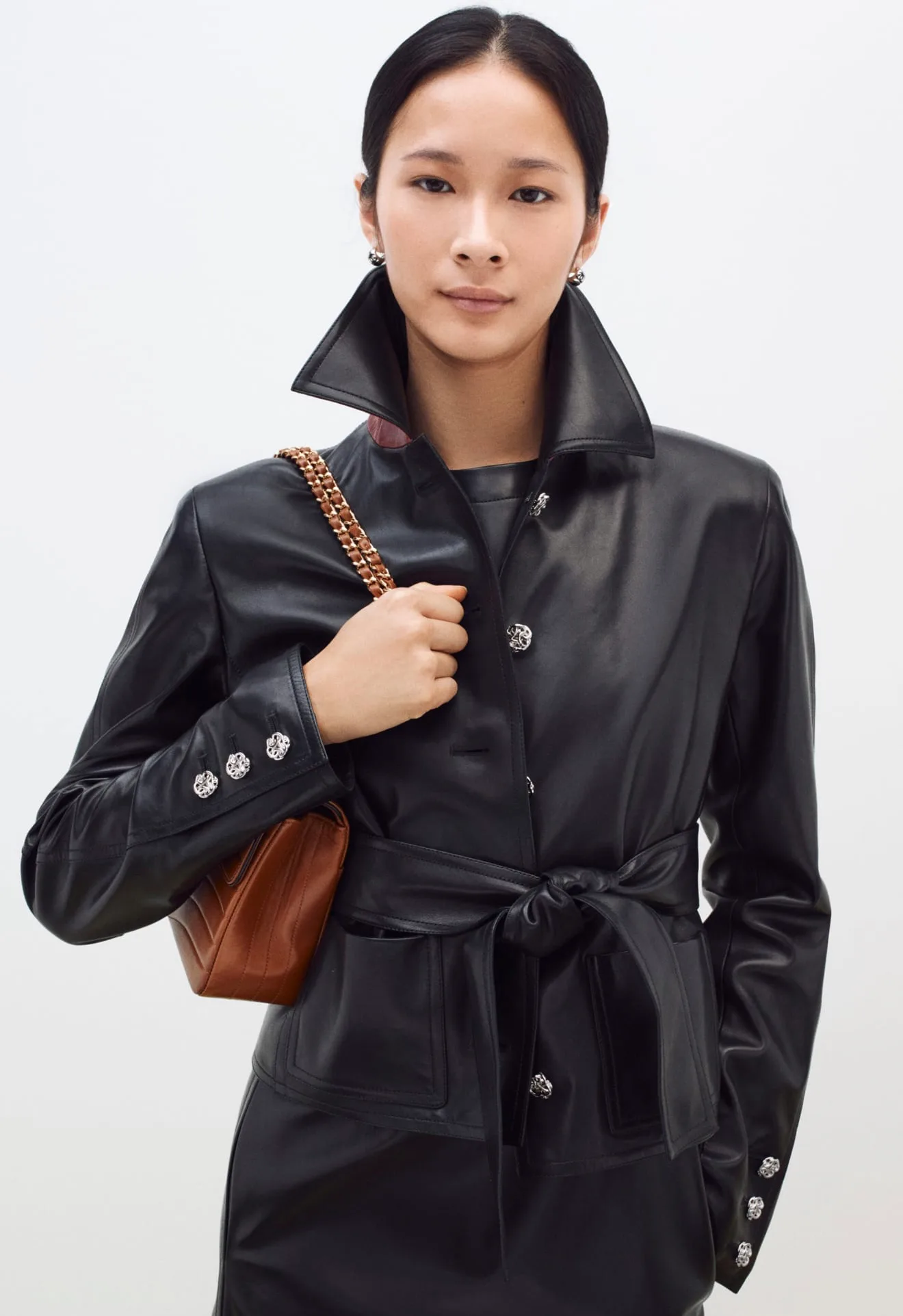 Кожаные Куртки И Дублёнки Женские Chanel 19256101