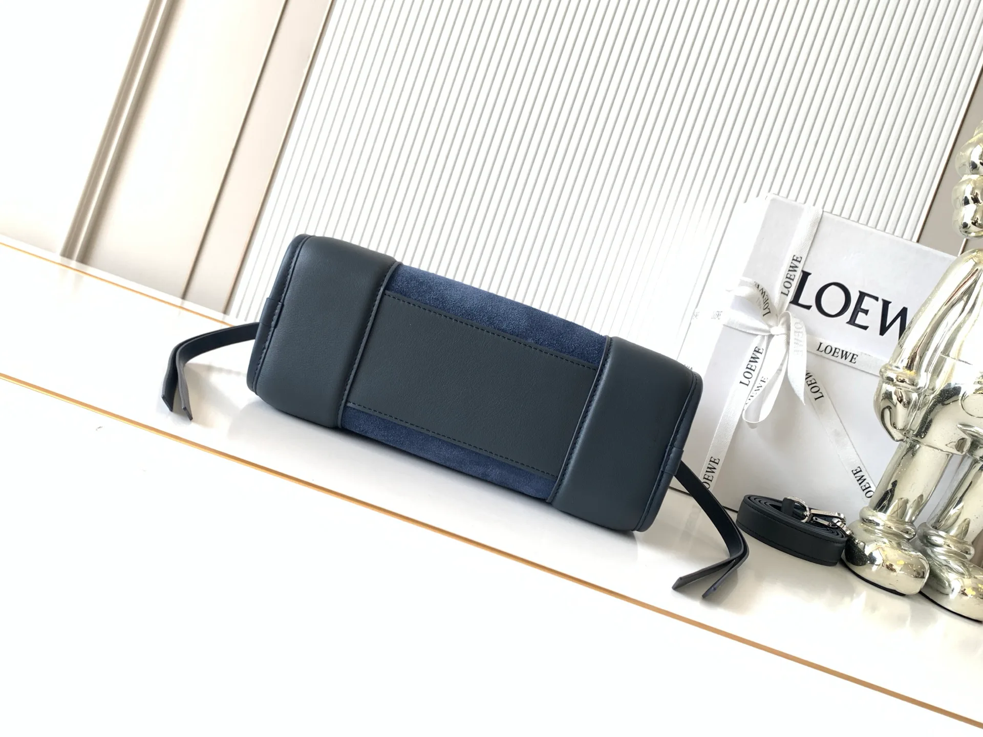 Классические Сумки Женские Loewe 18004761