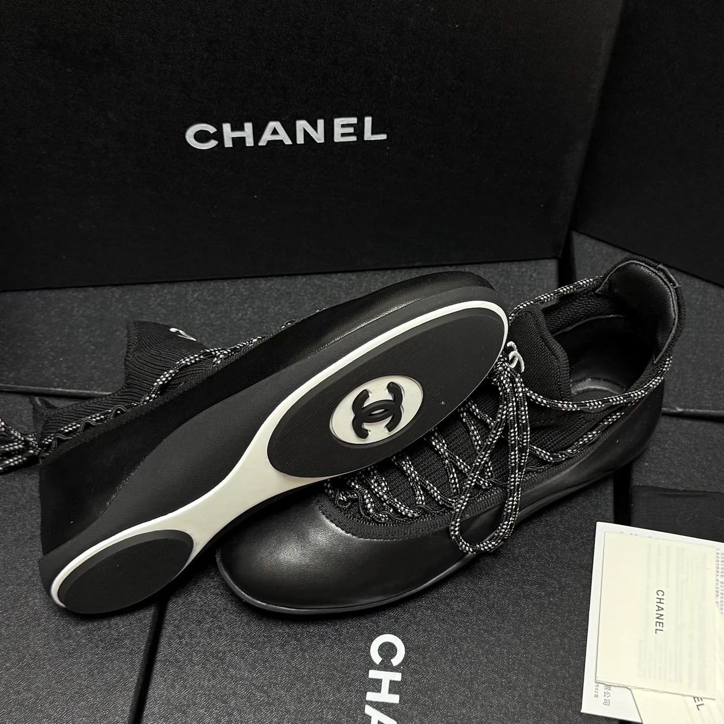 Кроссовки Женские Chanel 18083057